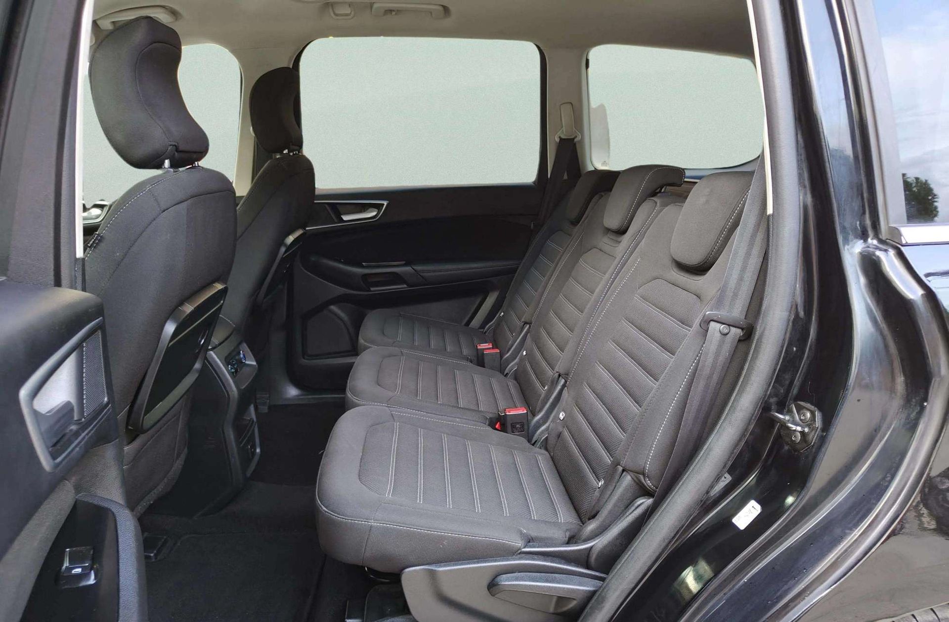 Ford Galaxy 2.0 TDCi Titanium - foto 14