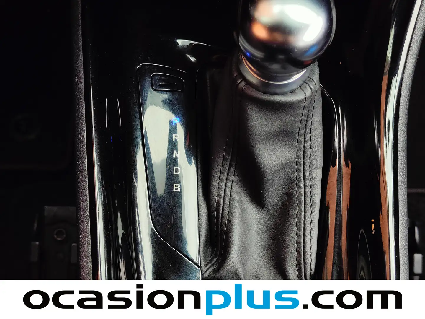 Foto Toyota C-HR Toyota C-HR 1.8 125H Advance (122 CV)