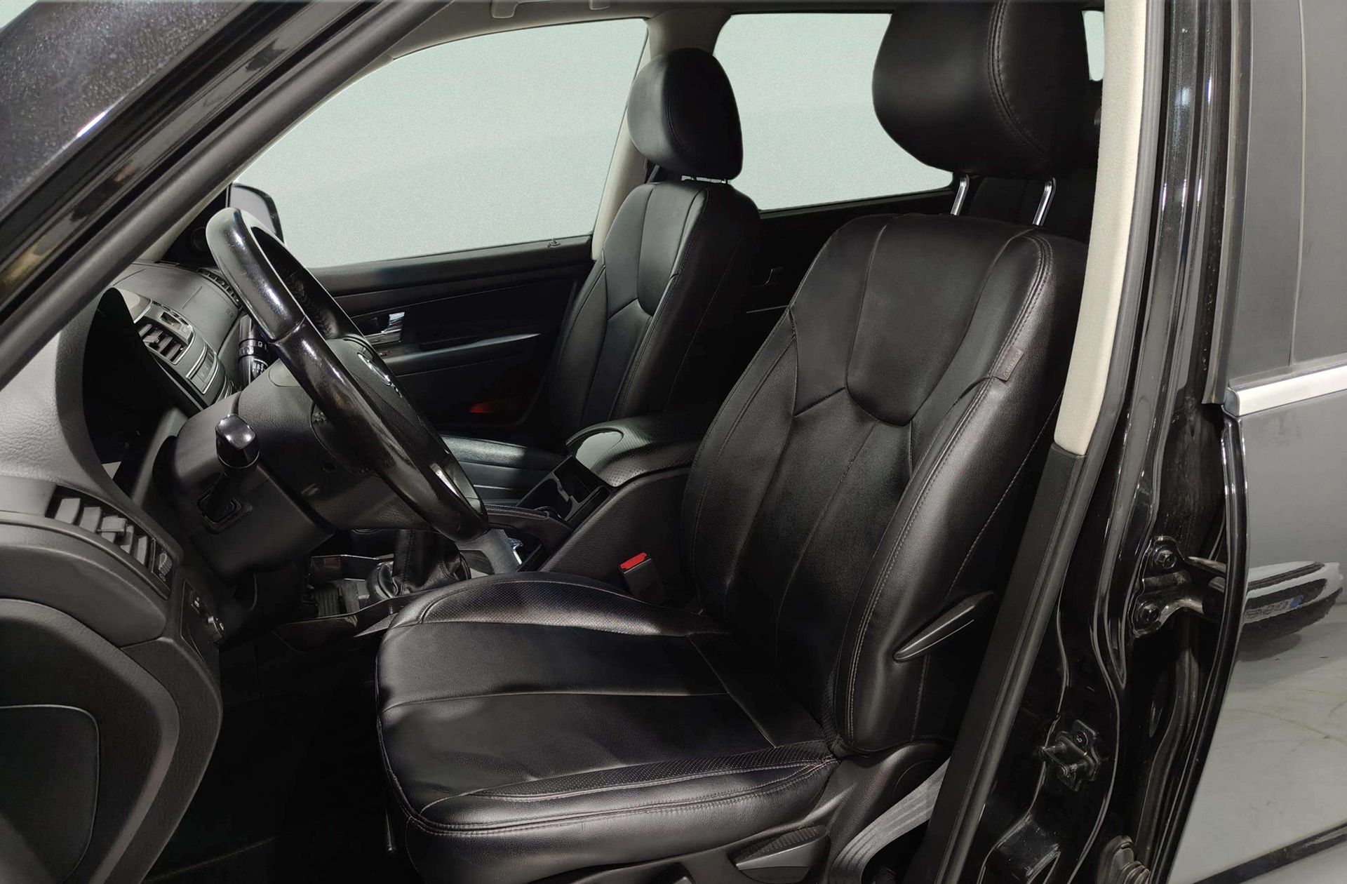 SsangYong Rexton D22T Premium 4x2 7 plazas - foto 9