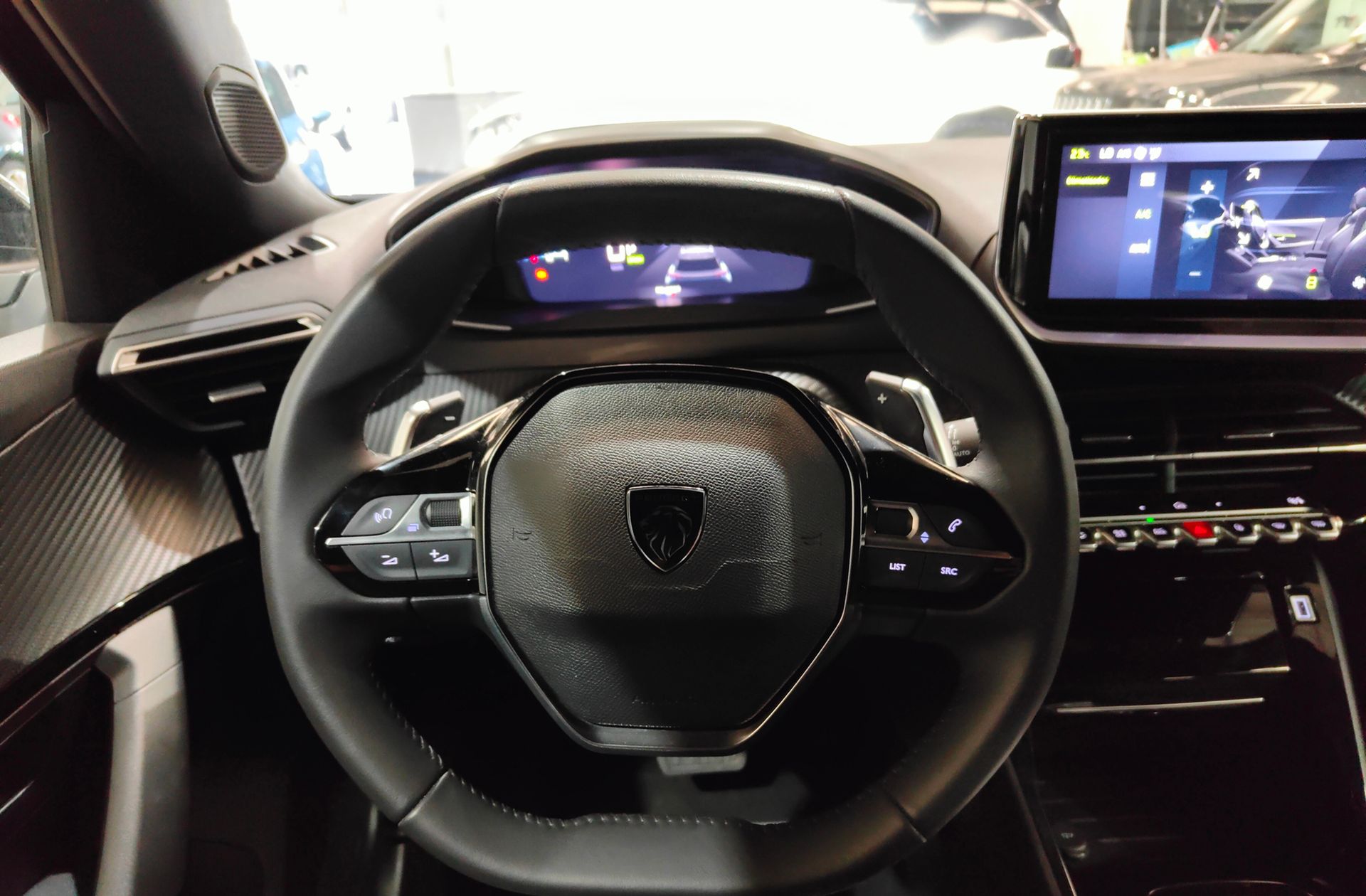 Peugeot 2008 Allure Hybrid eDCS6 - foto 22