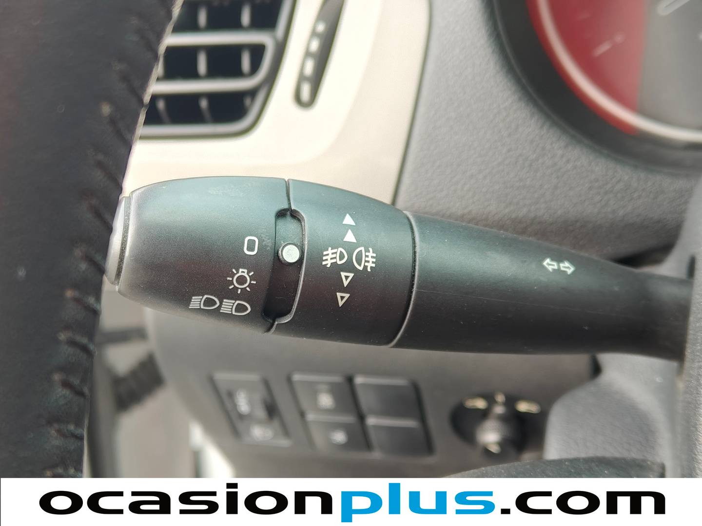 Citroën C-Elysée Citroen C-Elysee PureTech 82 Shine (82 CV) de ocasión