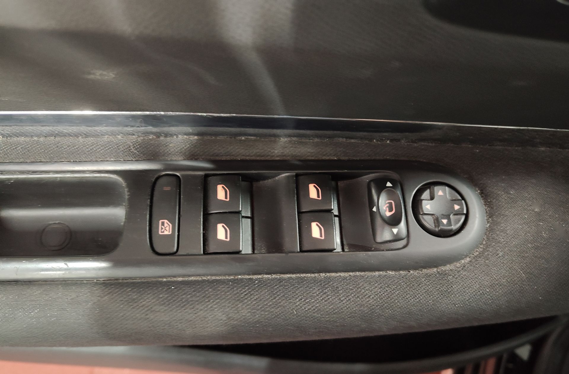 Peugeot 3008 1.6 BlueHDi FAP Style - foto 40