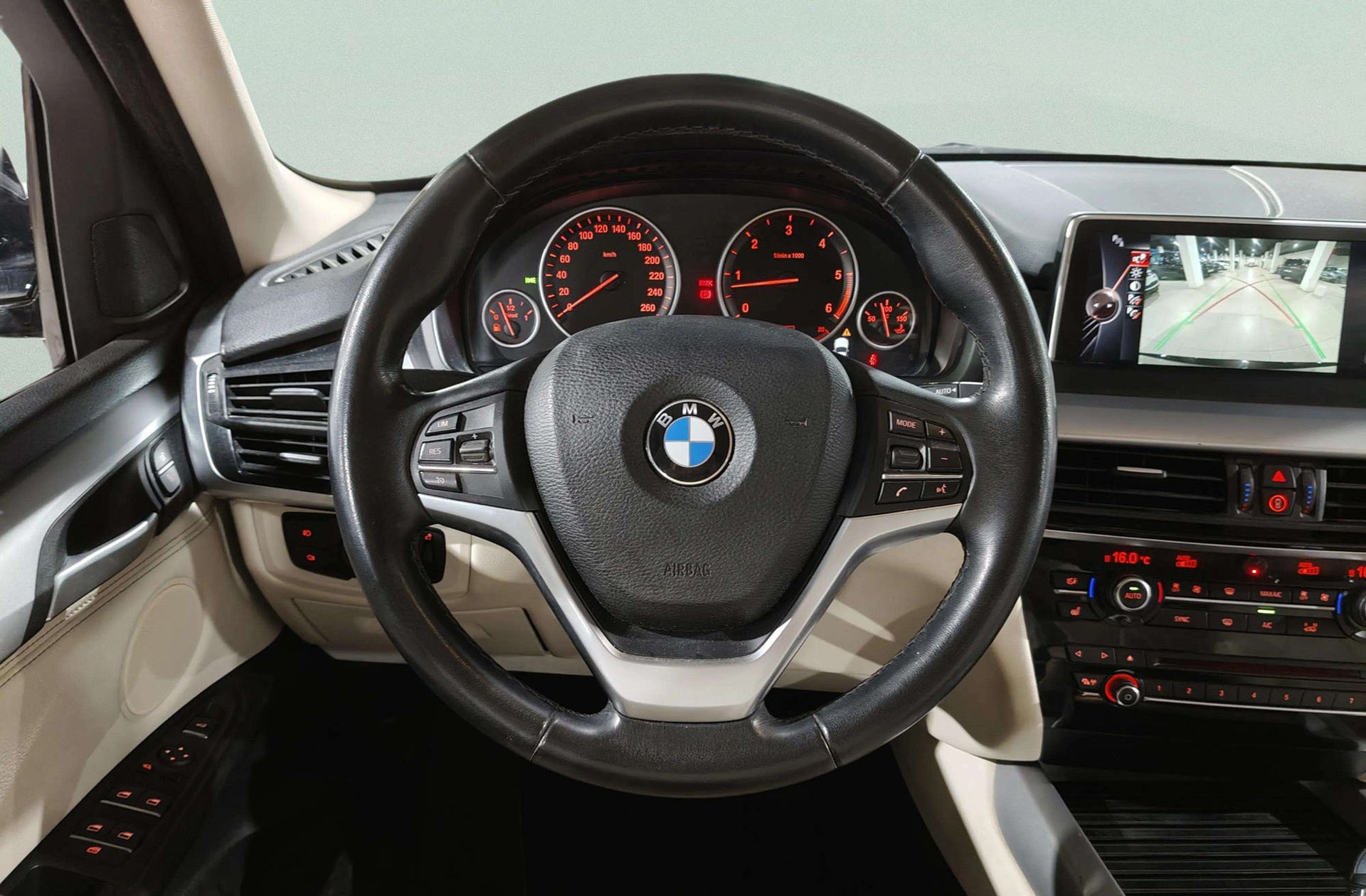 BMW X5 xDrive30d - foto 26