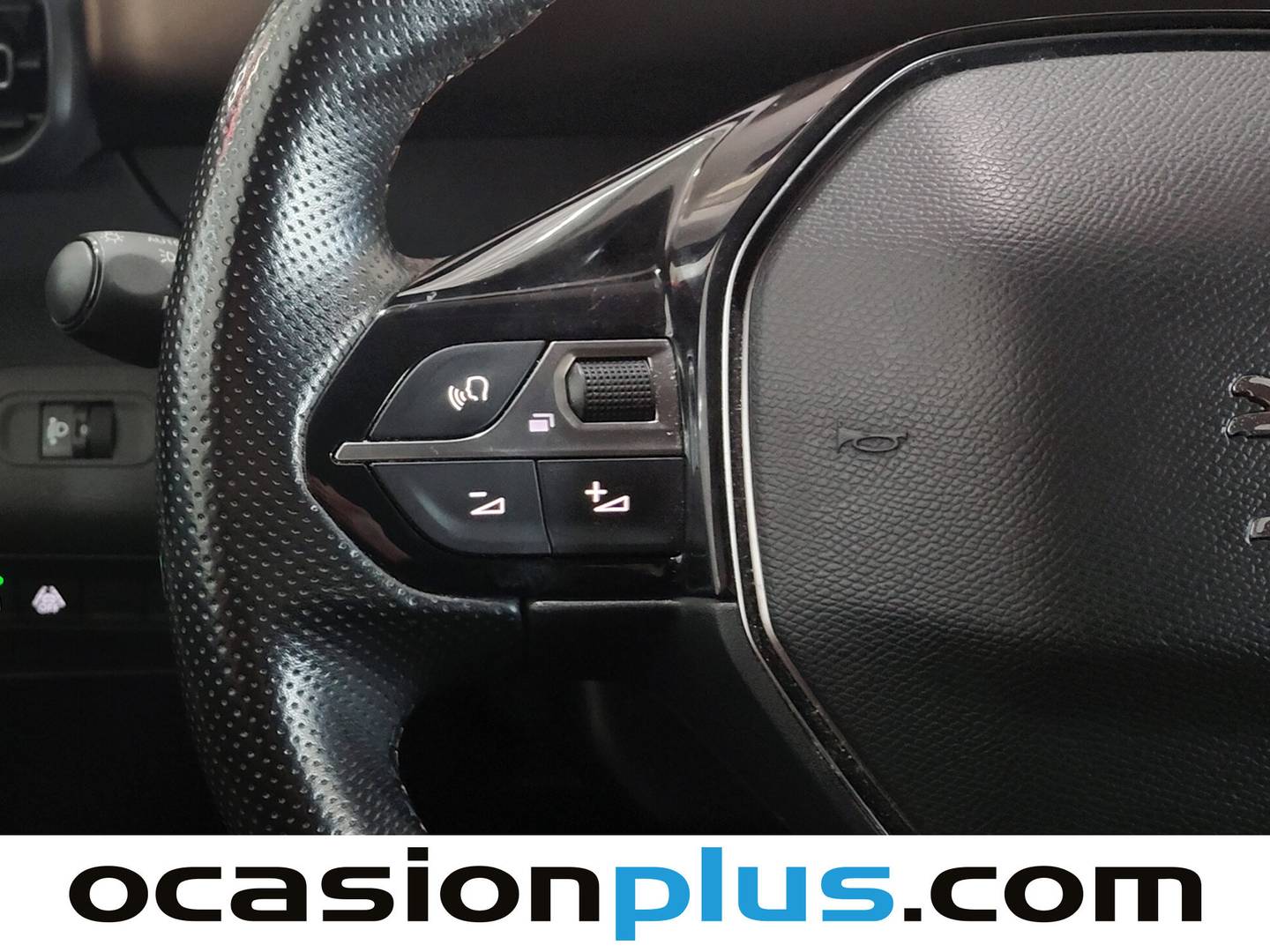 Foto Peugeot Rifter Peugeot Rifter BlueHDi 100 GT Business Standard  (100 CV)