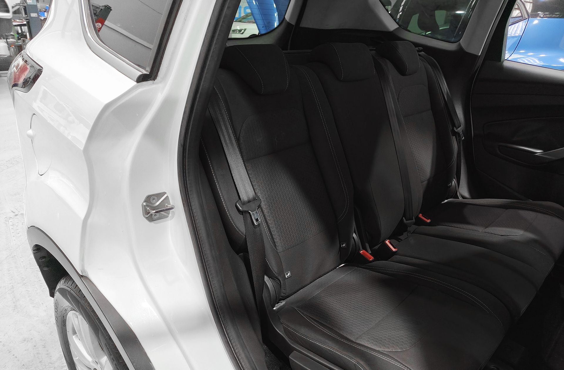 Ford Kuga 1.5 EcoBoost Trend+ 4x2 - foto 17