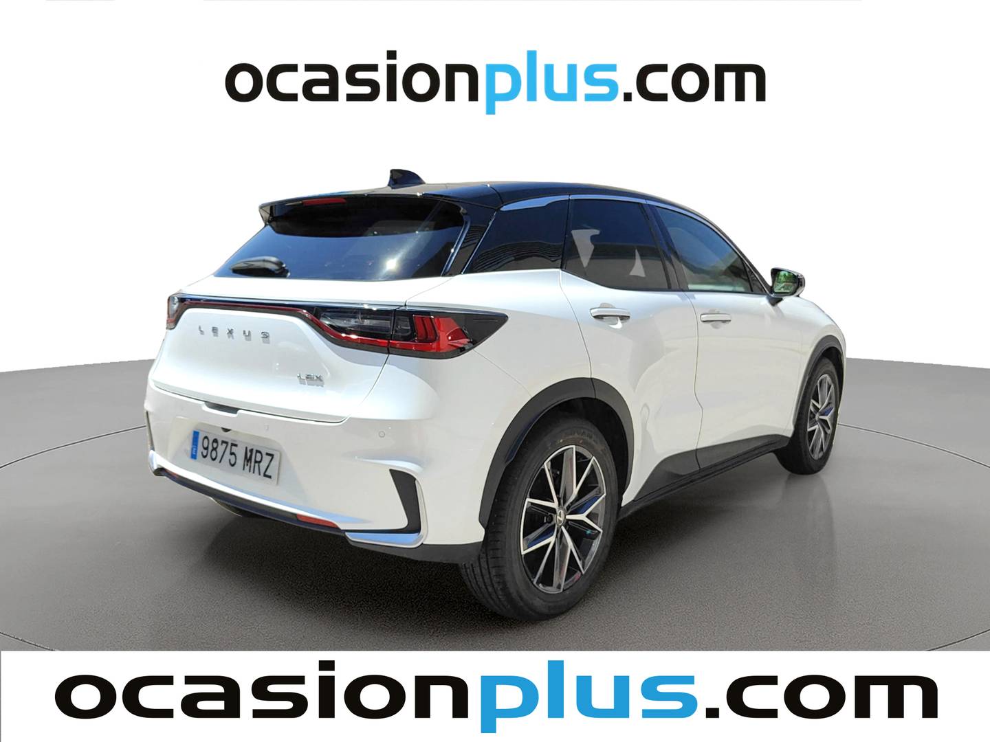 Foto trasera Lexus LBX Lexus LBX 1.5 HEV Emotion+  (136 CV) derecha
