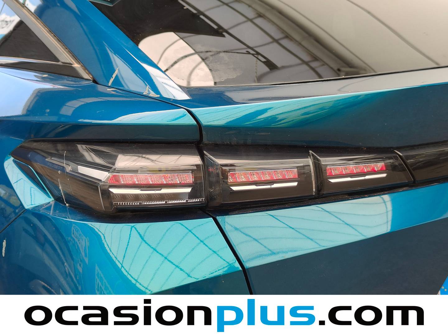 Peugeot 408 Peugeot 408 Allure Hybrid eDCS6 (136 CV) km 0