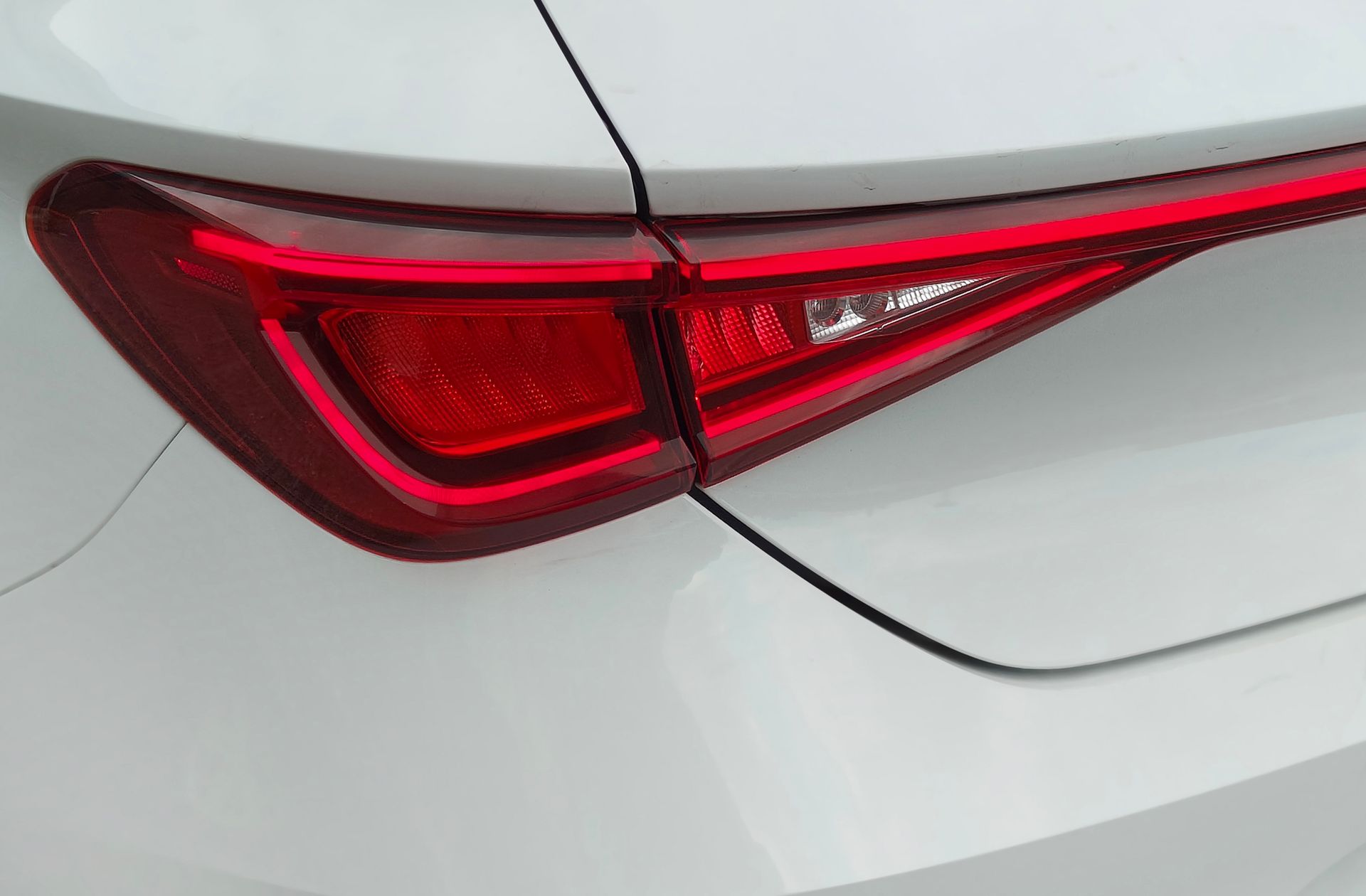 SEAT León 1.5 TSI FR 25 Aniversario - foto 24