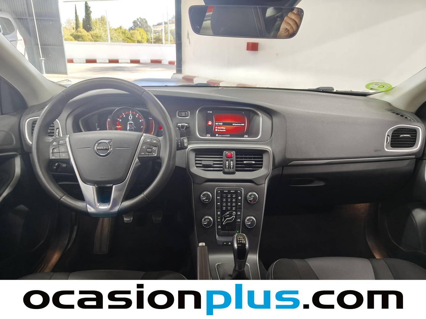 Foto Volvo V40 Volvo V40 T2 Momentum (122 CV)