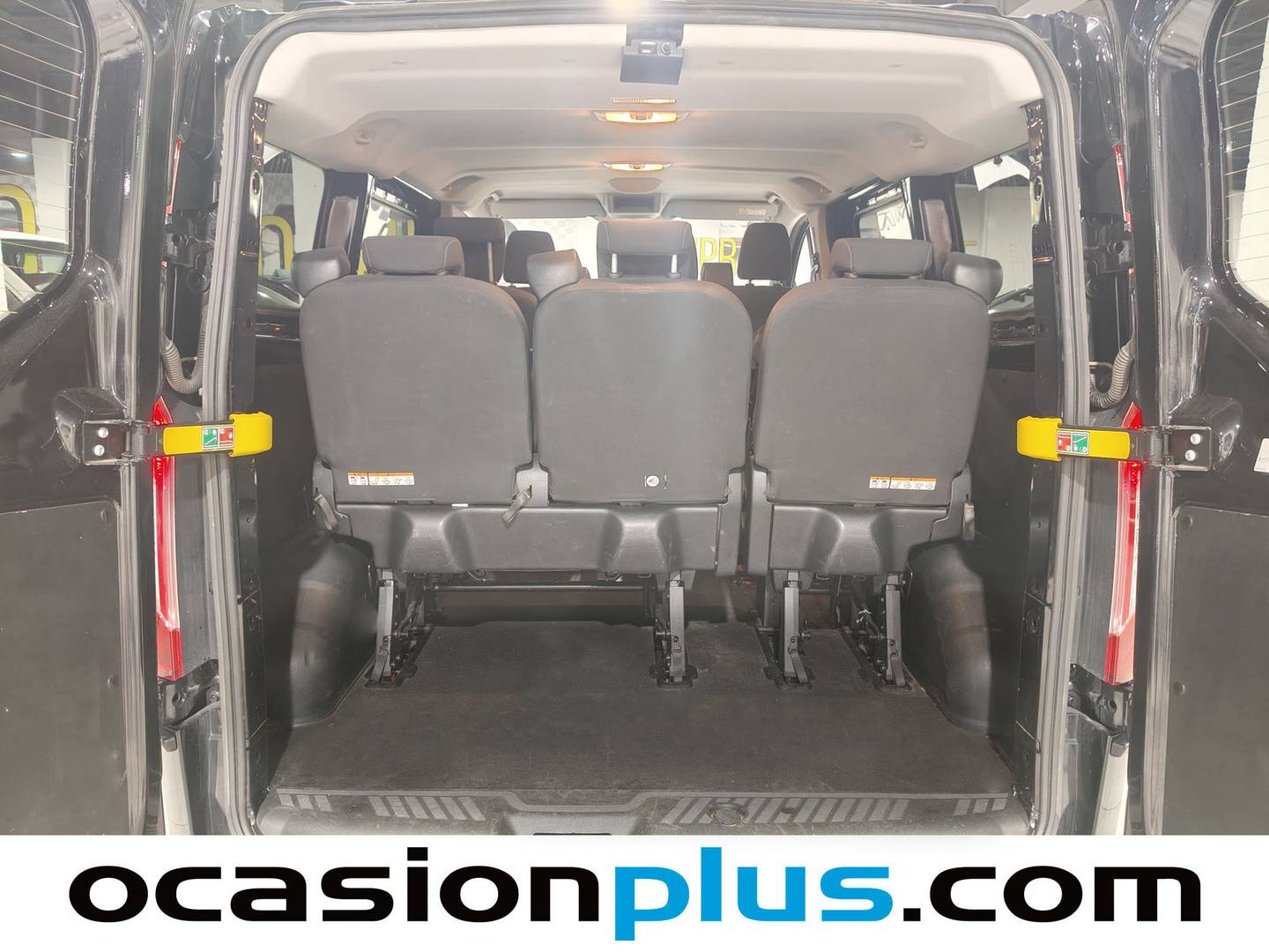 Fotos maletero Ford Transit Custom Ford Transit Custom Kombi 2.0 TDCI 320 L1 Trend (130 CV) 9 Plazas