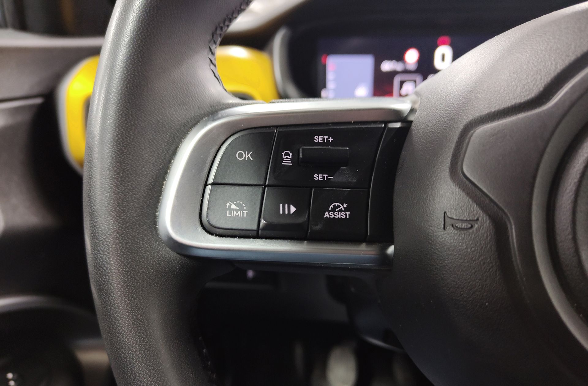 Jeep Avenger 1.2 G Summit - foto 34