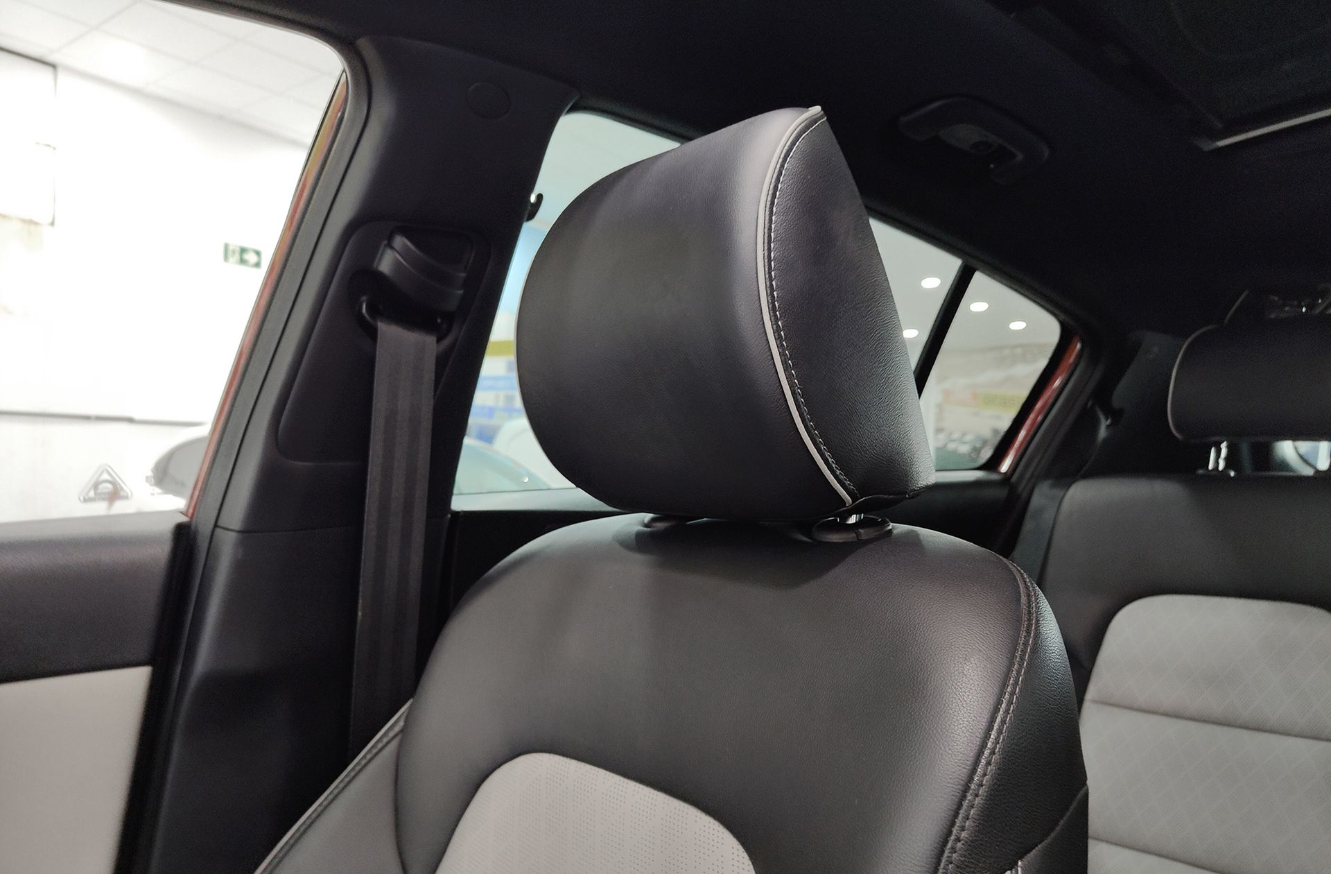 Kia Sportage 2.0 CRDi GT Line 4x4 - foto 10