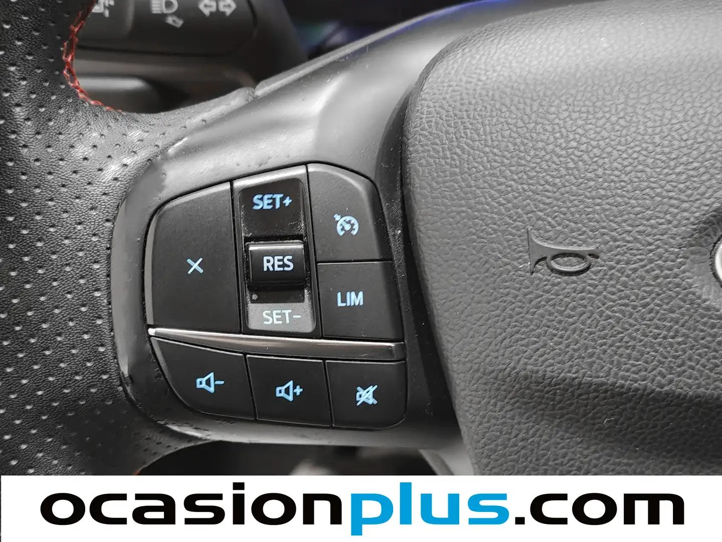 Foto Ford Kuga Ford Kuga 1.5 EcoBlue ST-Line (120 CV)