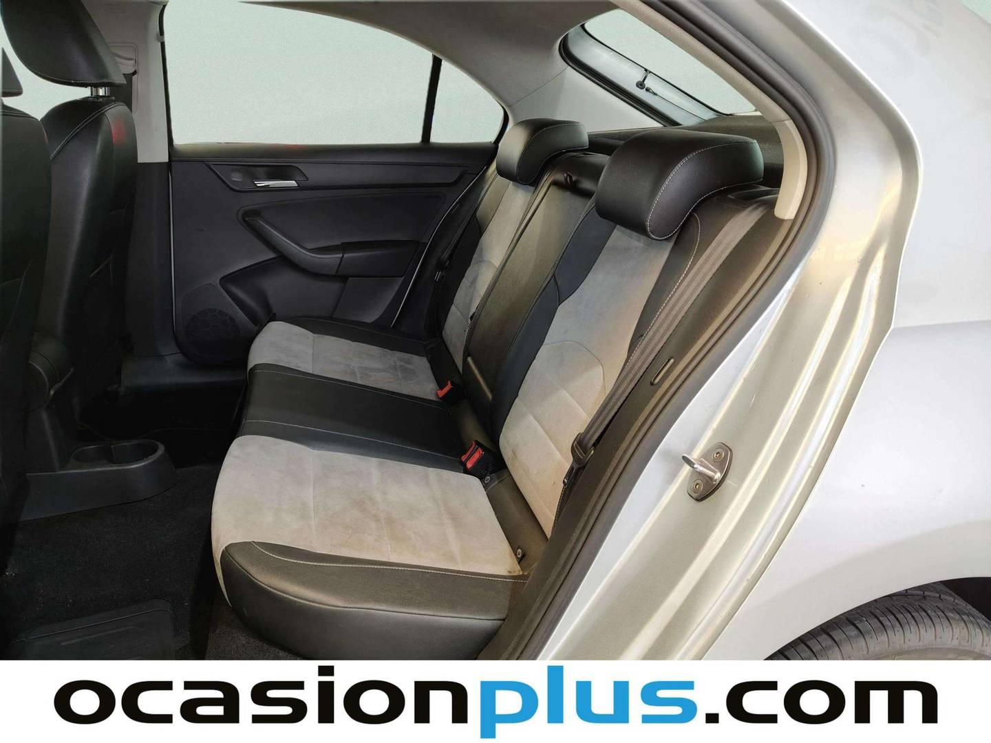 Foto asientos traseros Seat Toledo Seat Toledo 1.2 TSI S&S I-Tech (105 CV)
