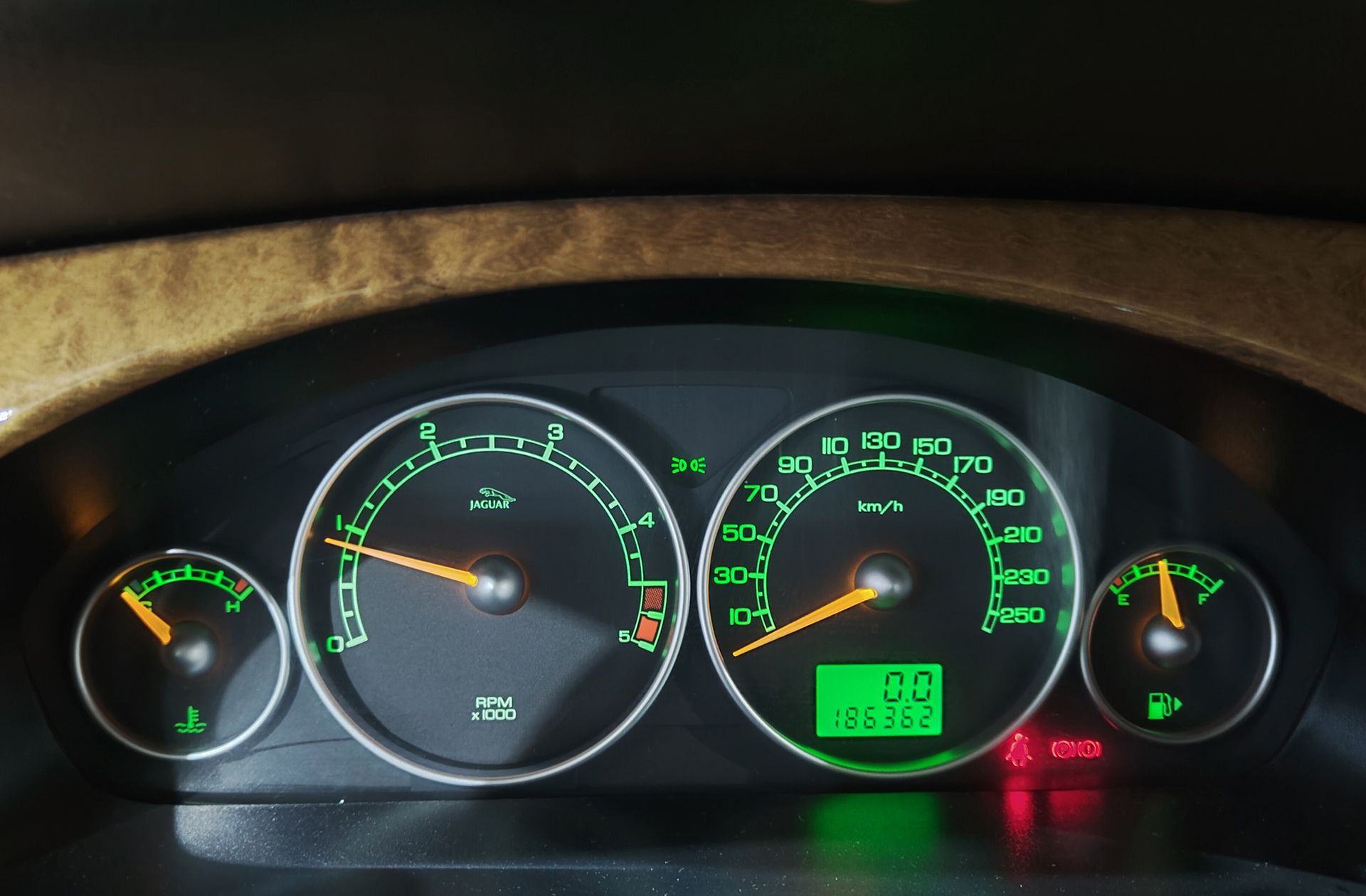 Jaguar X-Type 2.2D Executive - foto 18