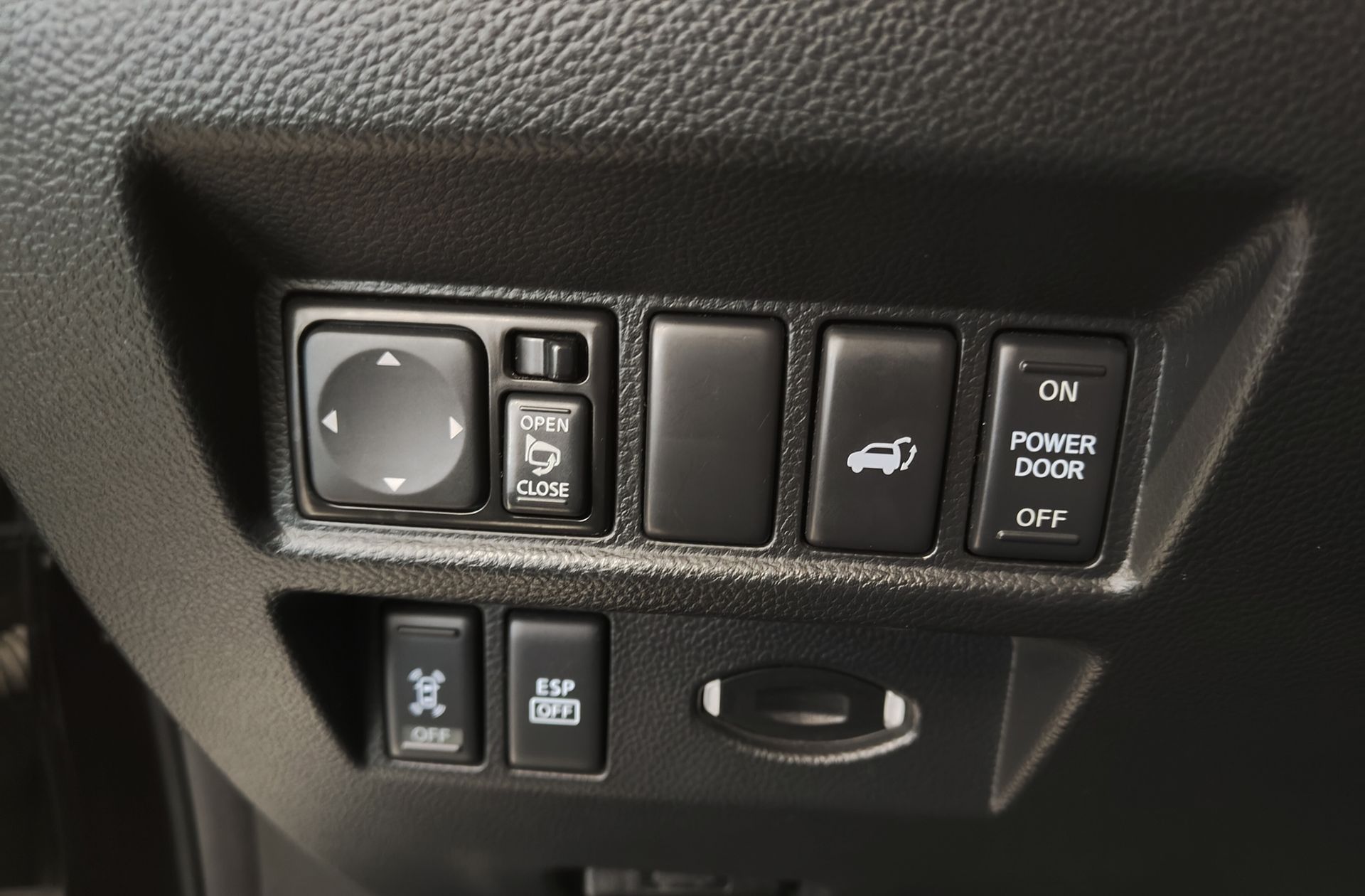 Infiniti FX 3.0 D V6 GT Premium AWD - foto 22