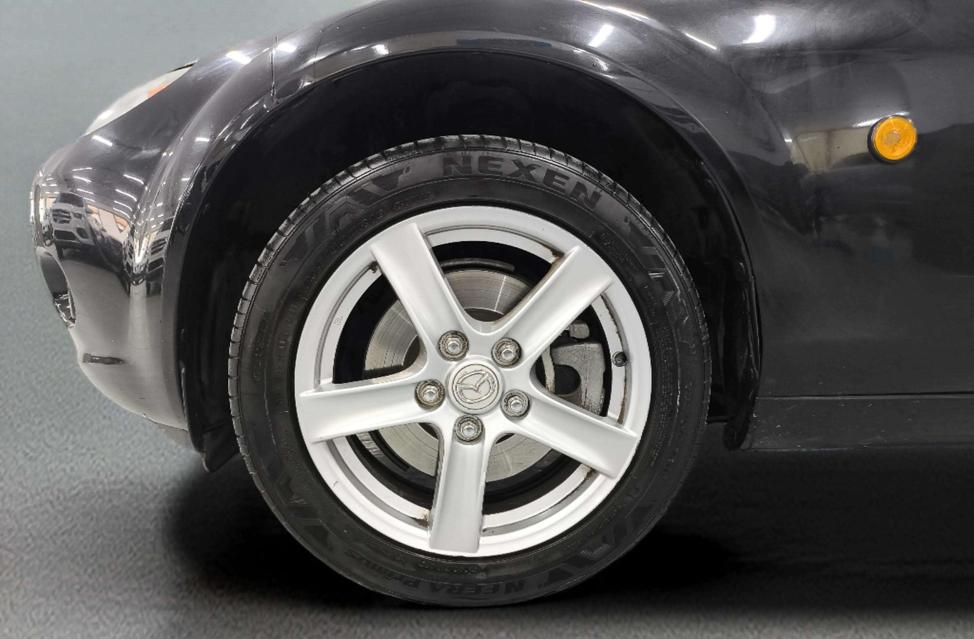 Mazda MX-5 1.8 Active - foto 25