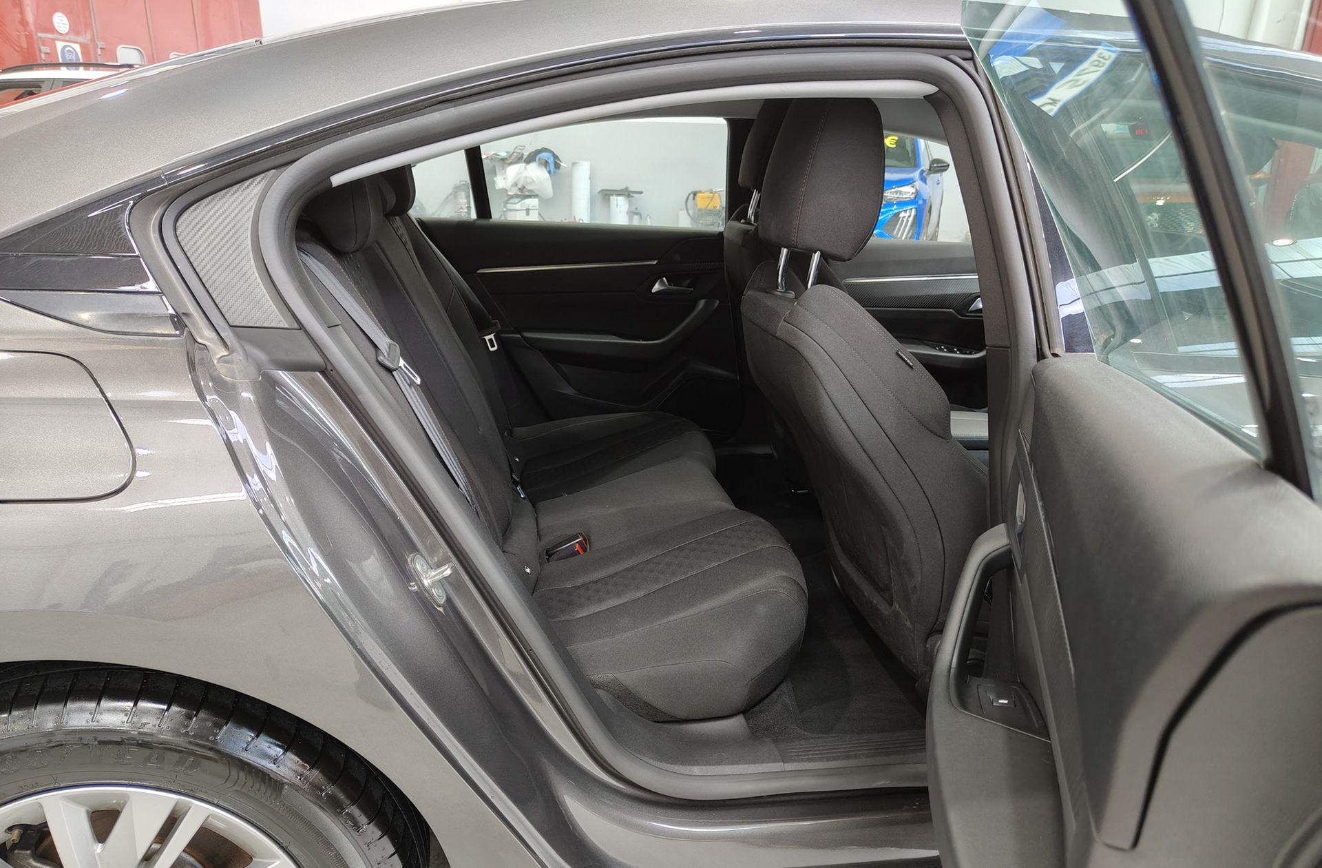 Peugeot 508 PureTech 130 Active Pack EAT8 - foto 17