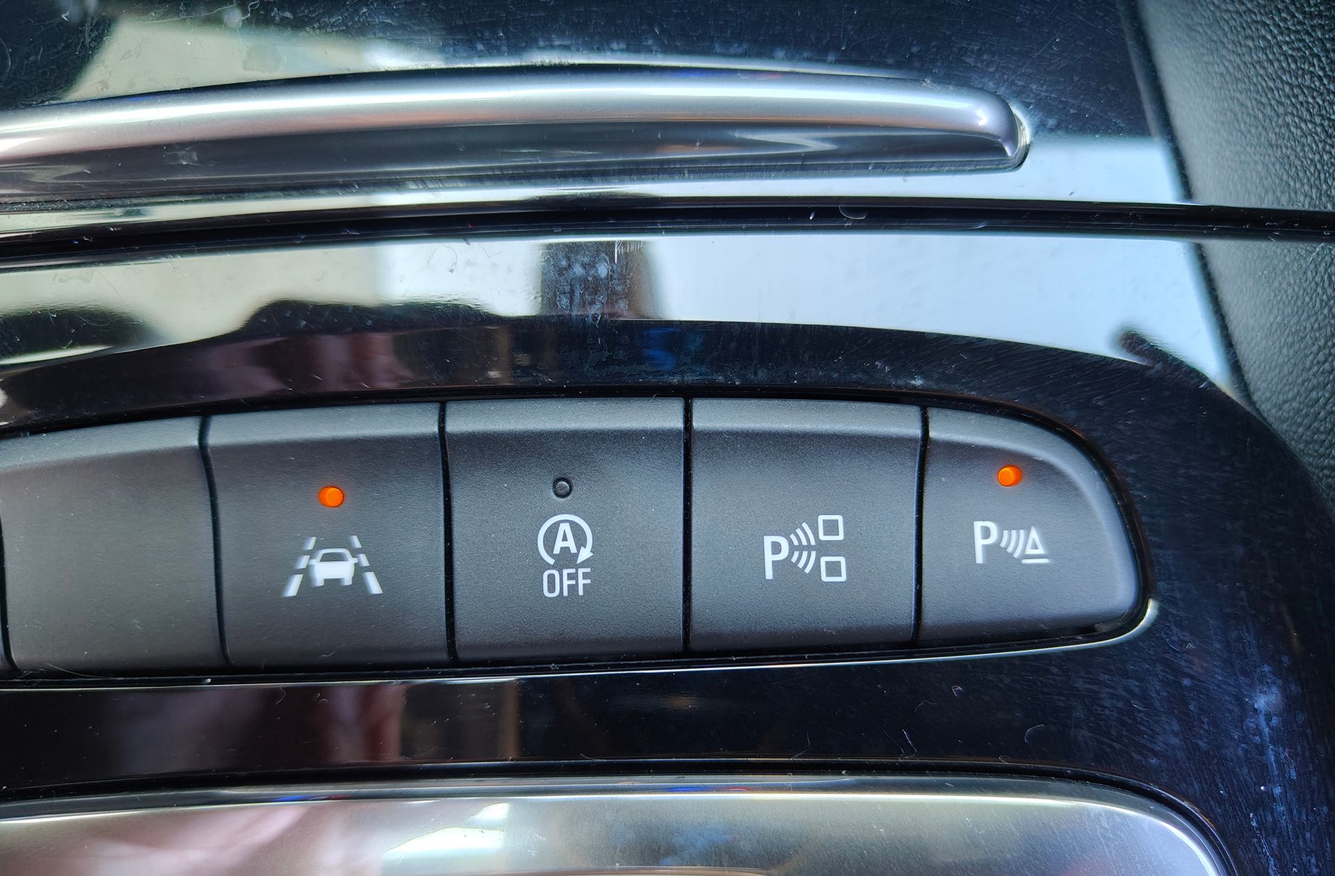 Opel Insignia 1.5 Turbo XFT Innovation - foto 36