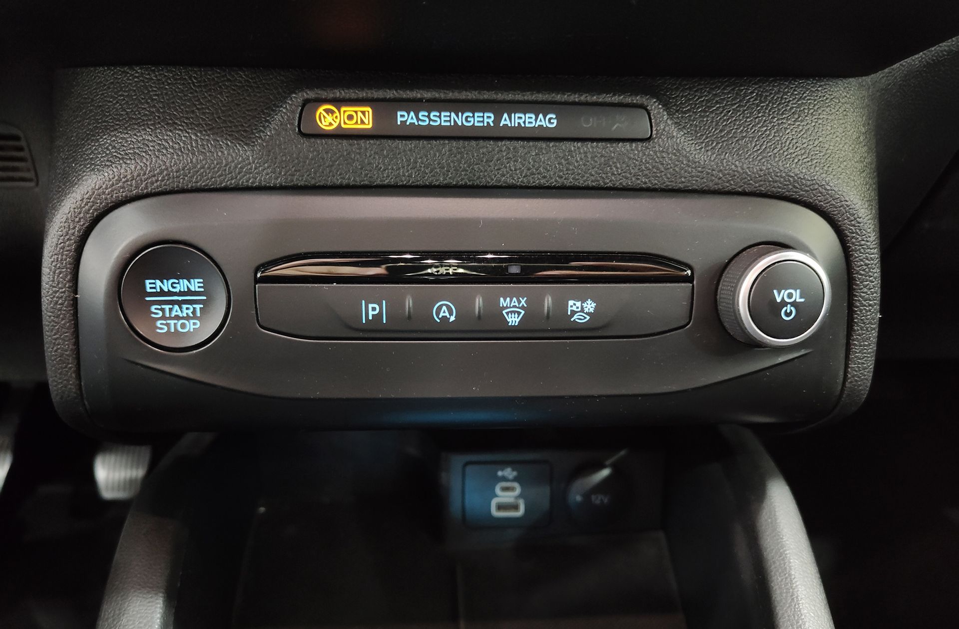 Ford Focus 1.0 EcoBoost MHEV ST-Line - foto 37