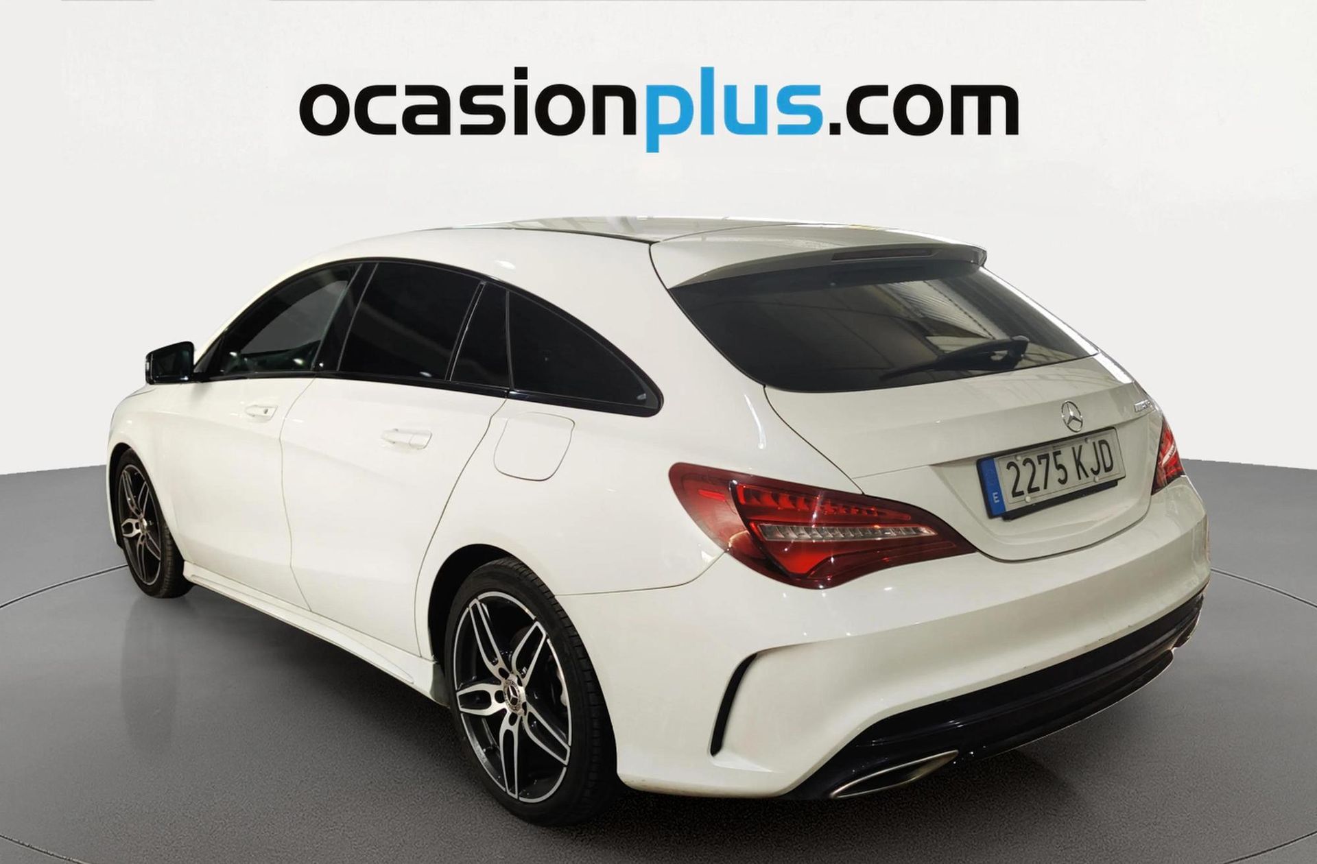 Mercedes-Benz CLA Shooting Brake 200 Pack AMG - foto 3