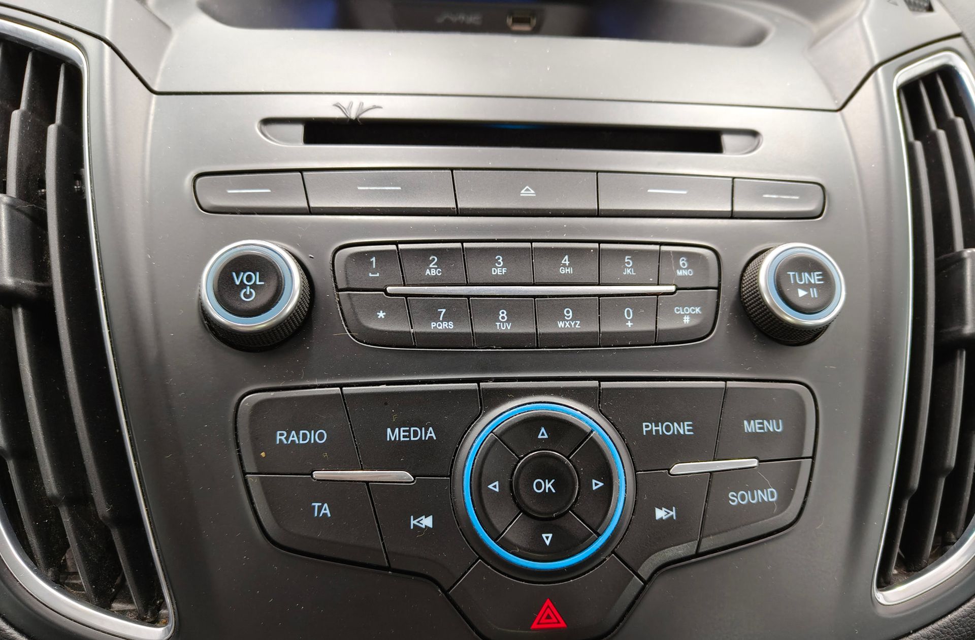 Ford Grand C-Max 1.0 EcoBoost Trend+ 7 plazas - foto 29