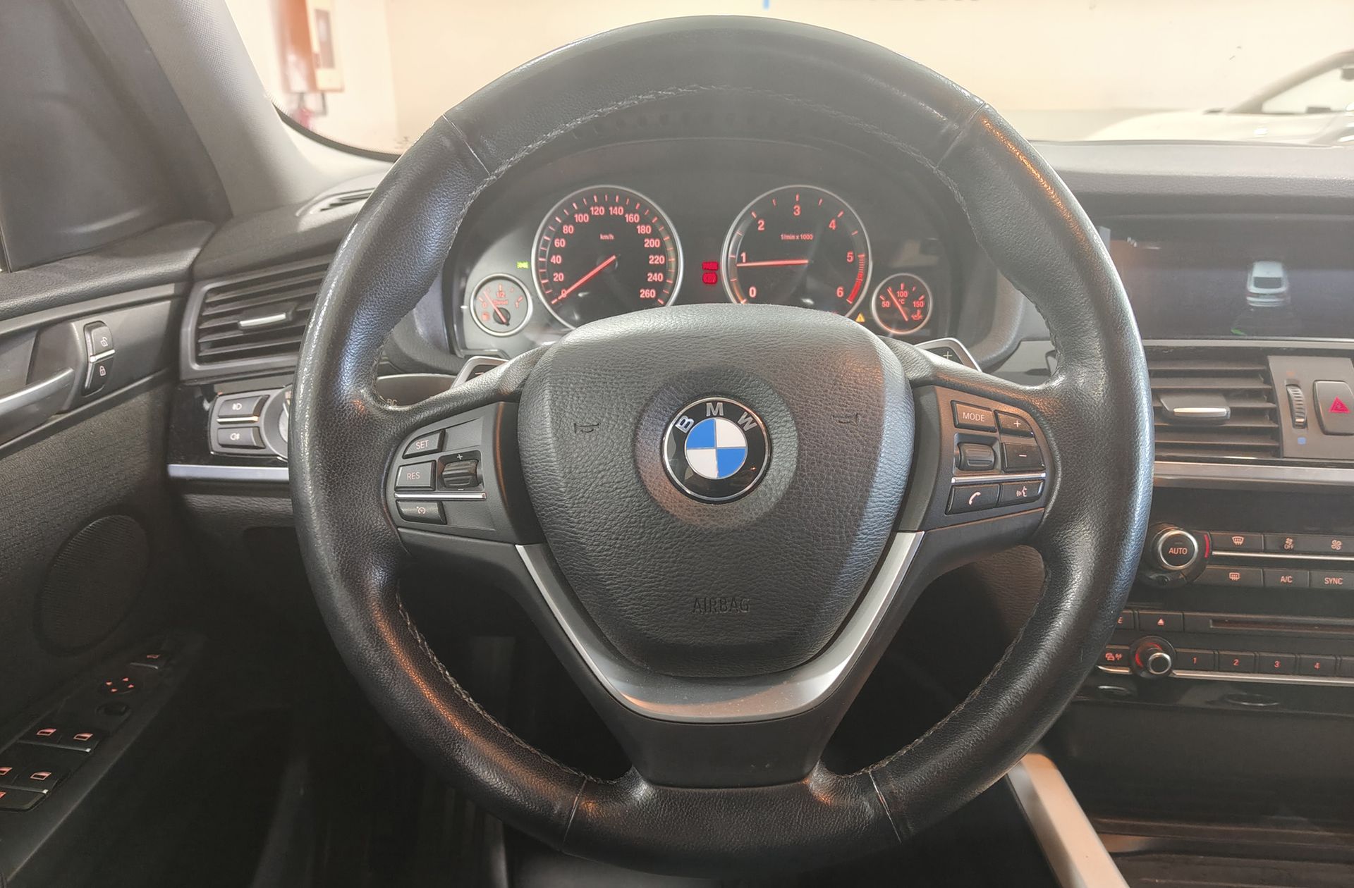 BMW X4 xDrive20d - foto 21