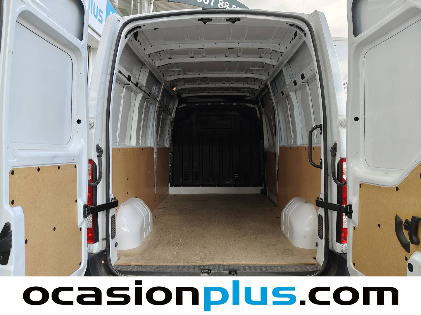 Foto asientos traseros Renault Master Renault Master Furgon L3H2 3500 dCi  (150 CV)