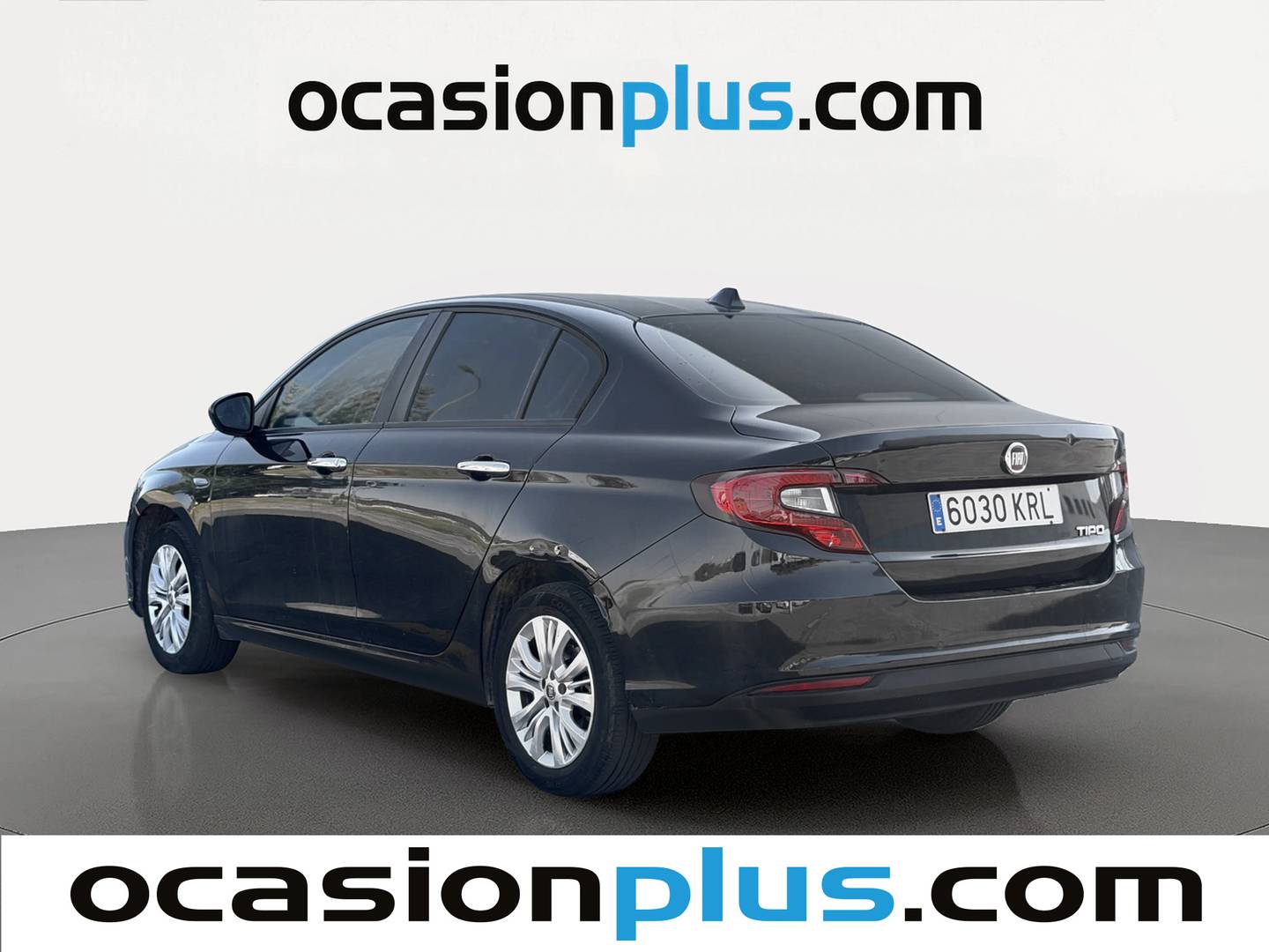 Foto trasera Fiat Tipo Fiat Tipo 1.4 T-Jet Gasolina/GLP Easy (120 CV) izquierda
