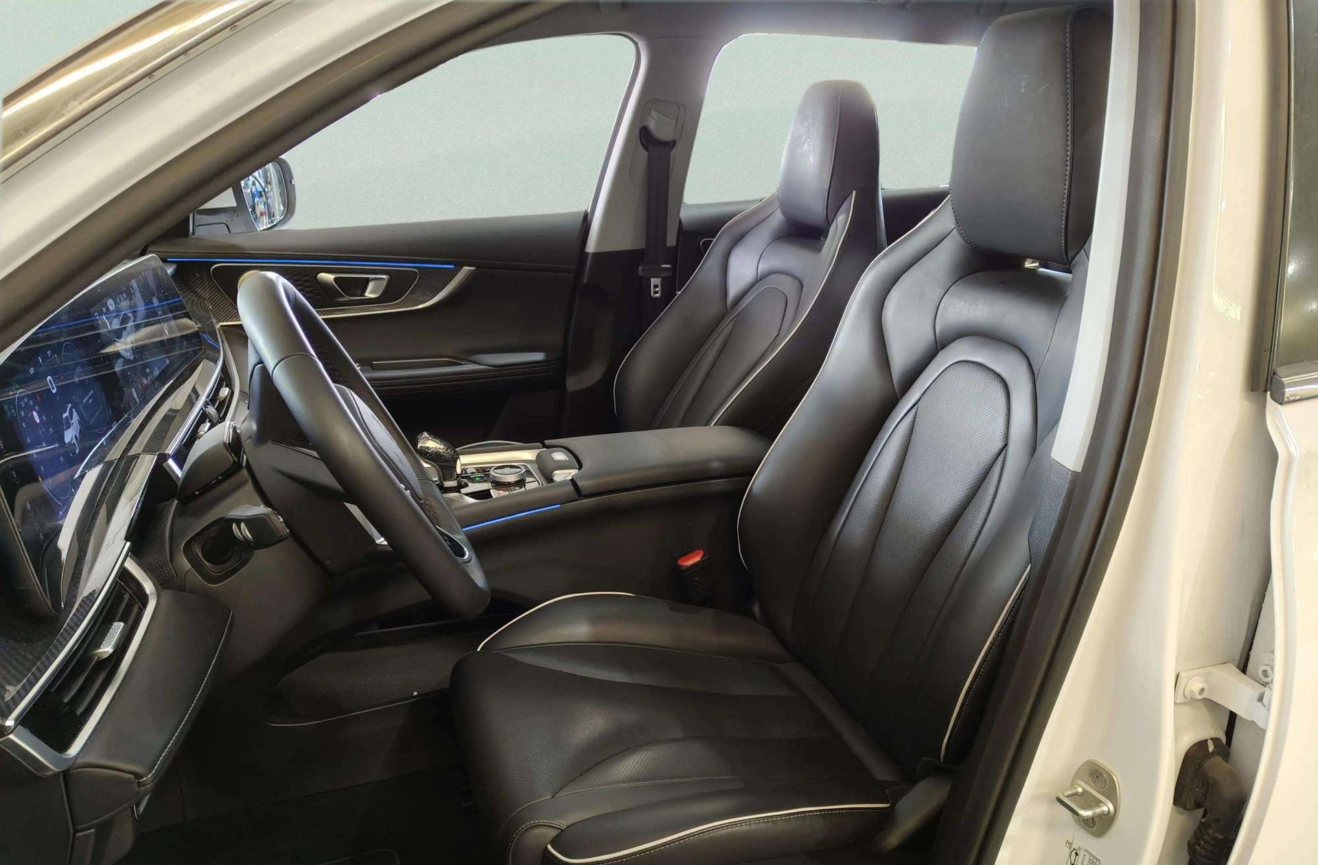 Ebro s700 1.6 T-GDi Luxury 7 DCT - foto 13