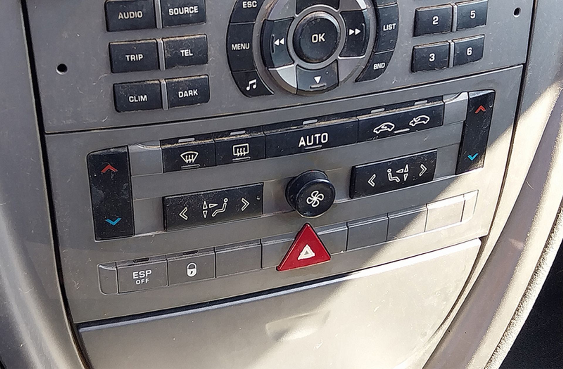 Citroën C5 Break 2.0 HDi Exclusive - foto 21