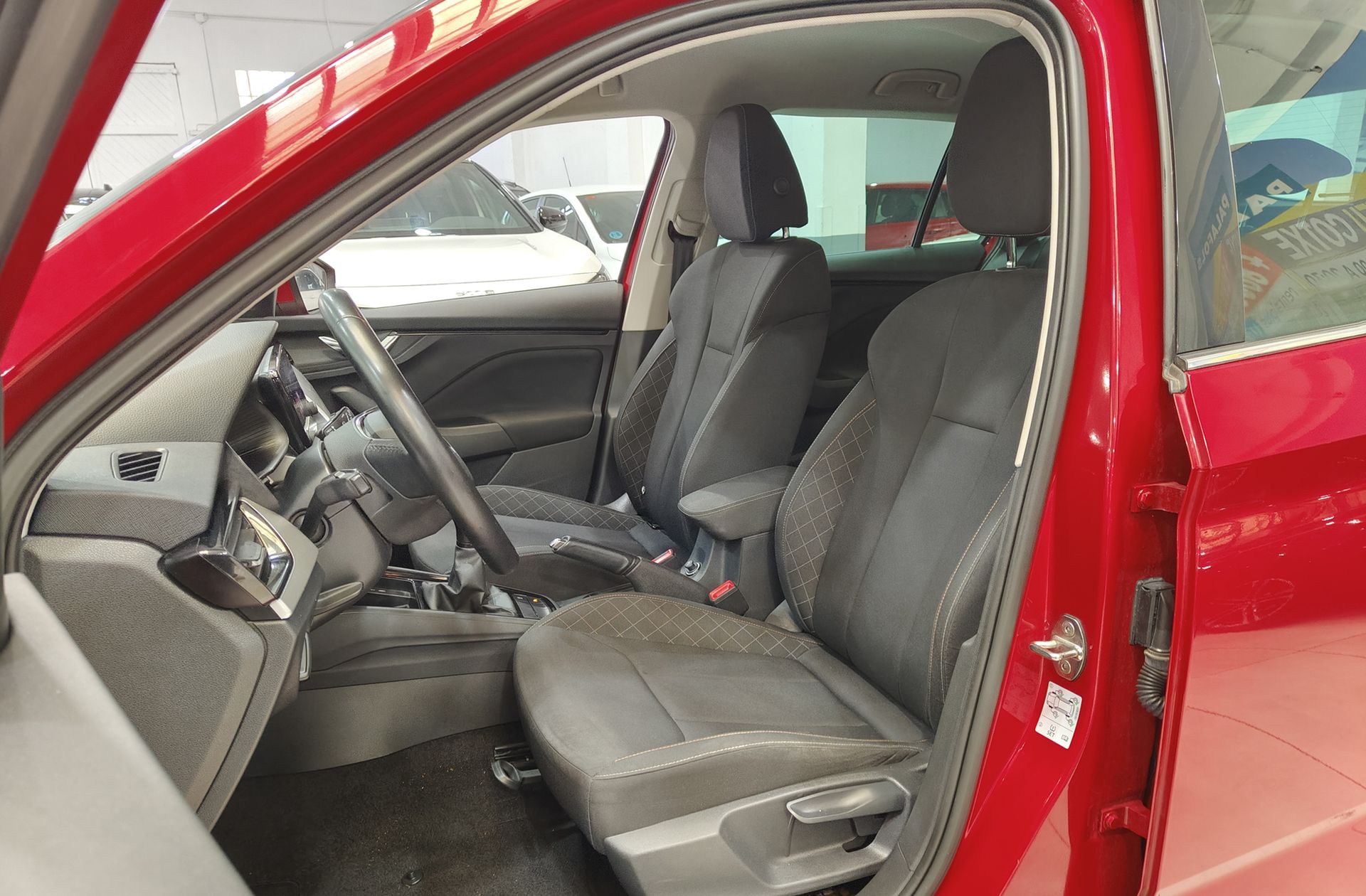 Škoda Kamiq 1.0 TSI Emotion - foto 10