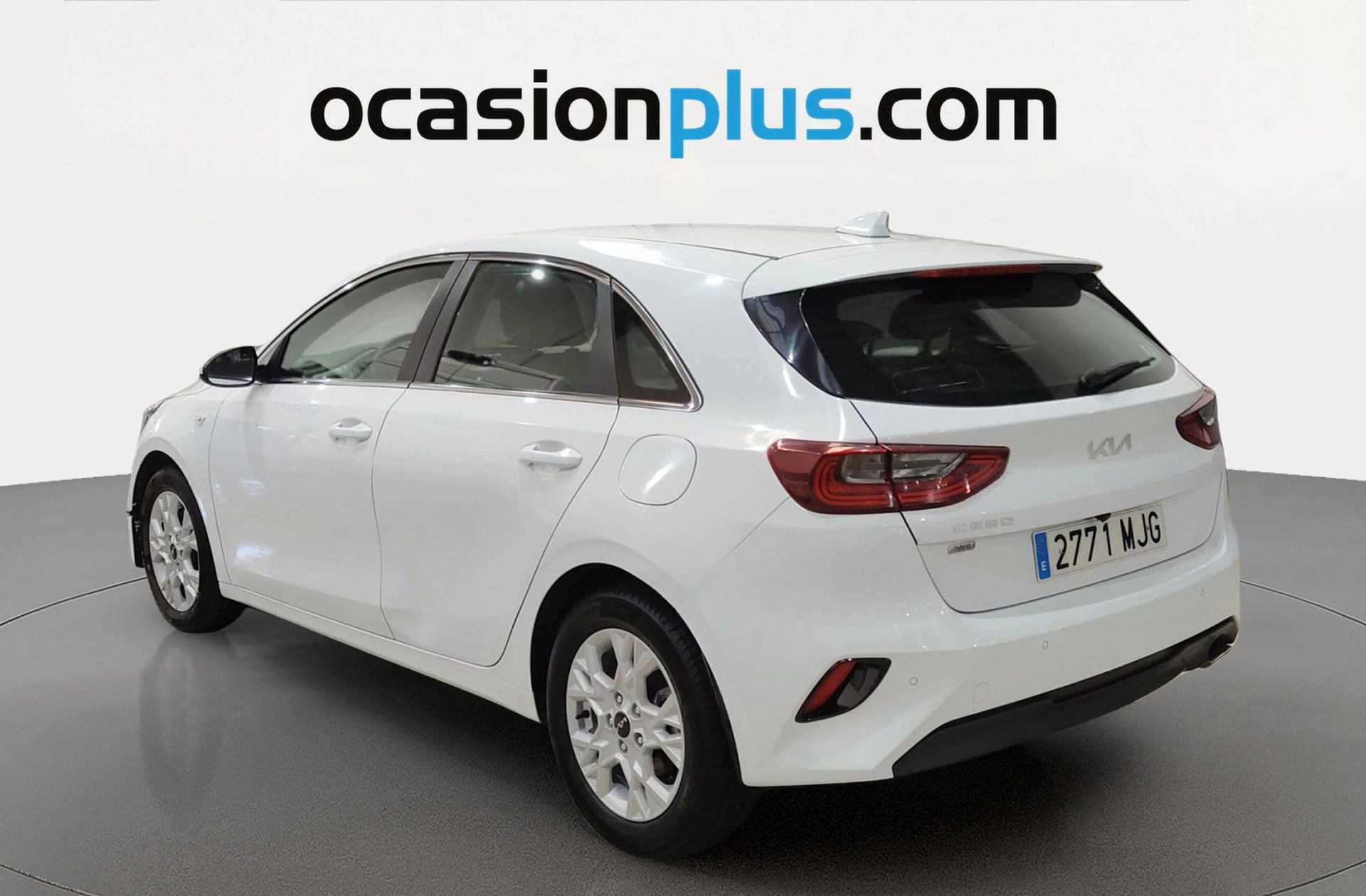 Kia Ceed 1.6 MHEV iMT Drive - foto 3