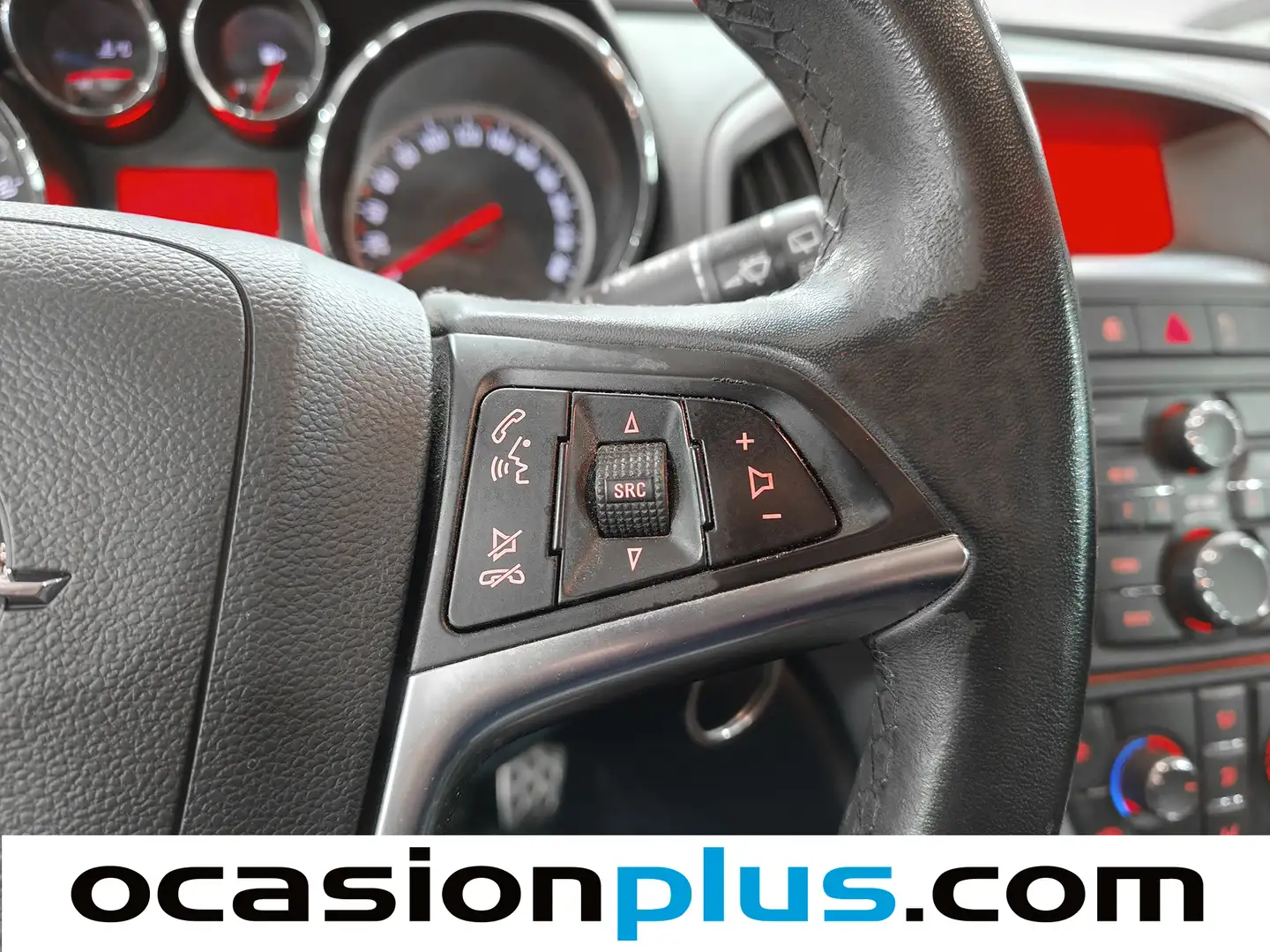 Foto Opel Astra Opel Astra 1.4 Turbo S/S Enjoy GTC (140 CV)