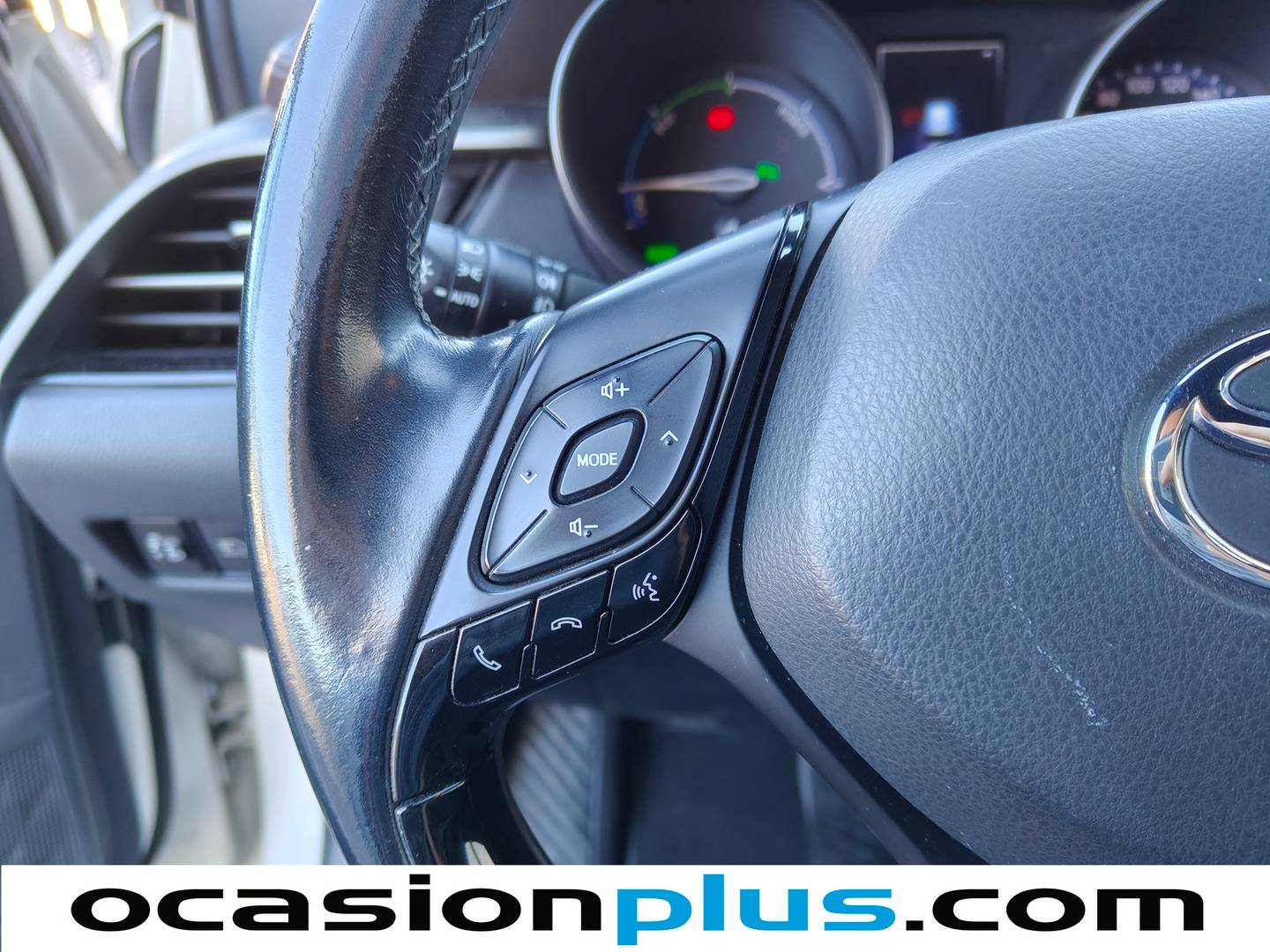 Toyota C-HR Toyota C-HR 1.8 125H Dynamic Plus (122 CV) seminuevo