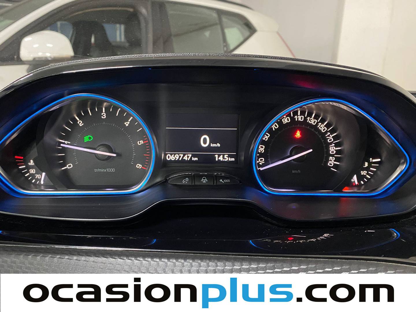 Foto Peugeot 2008 Peugeot 2008 BlueHDi 120 S&S Allure (120 CV)