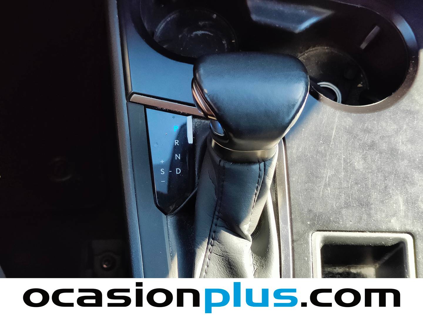 Foto Lexus UX Lexus UX 250h Business City  (184 CV)