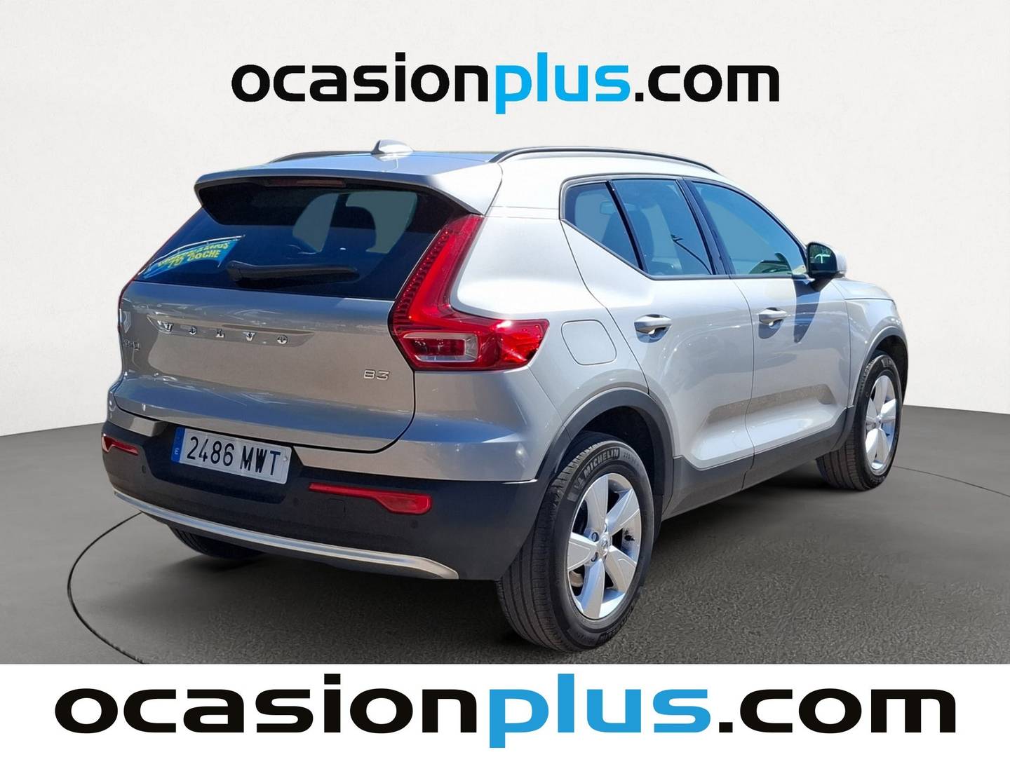 Foto Volvo XC40 Volvo XC40 B3 G Essential Auto (163 CV)