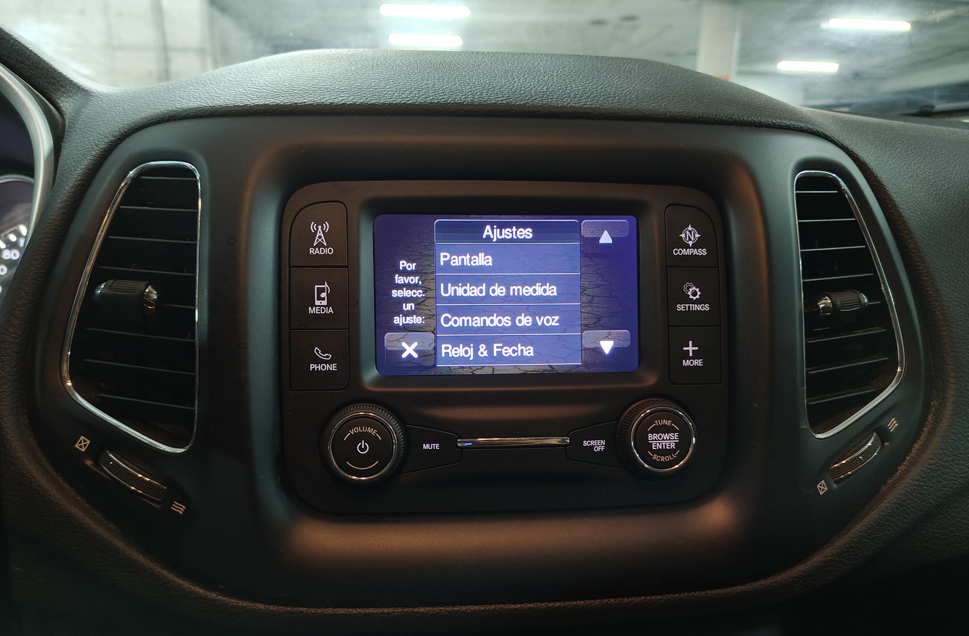 Jeep Compass 1.4 MultiAir Sport 4x2 - foto 26