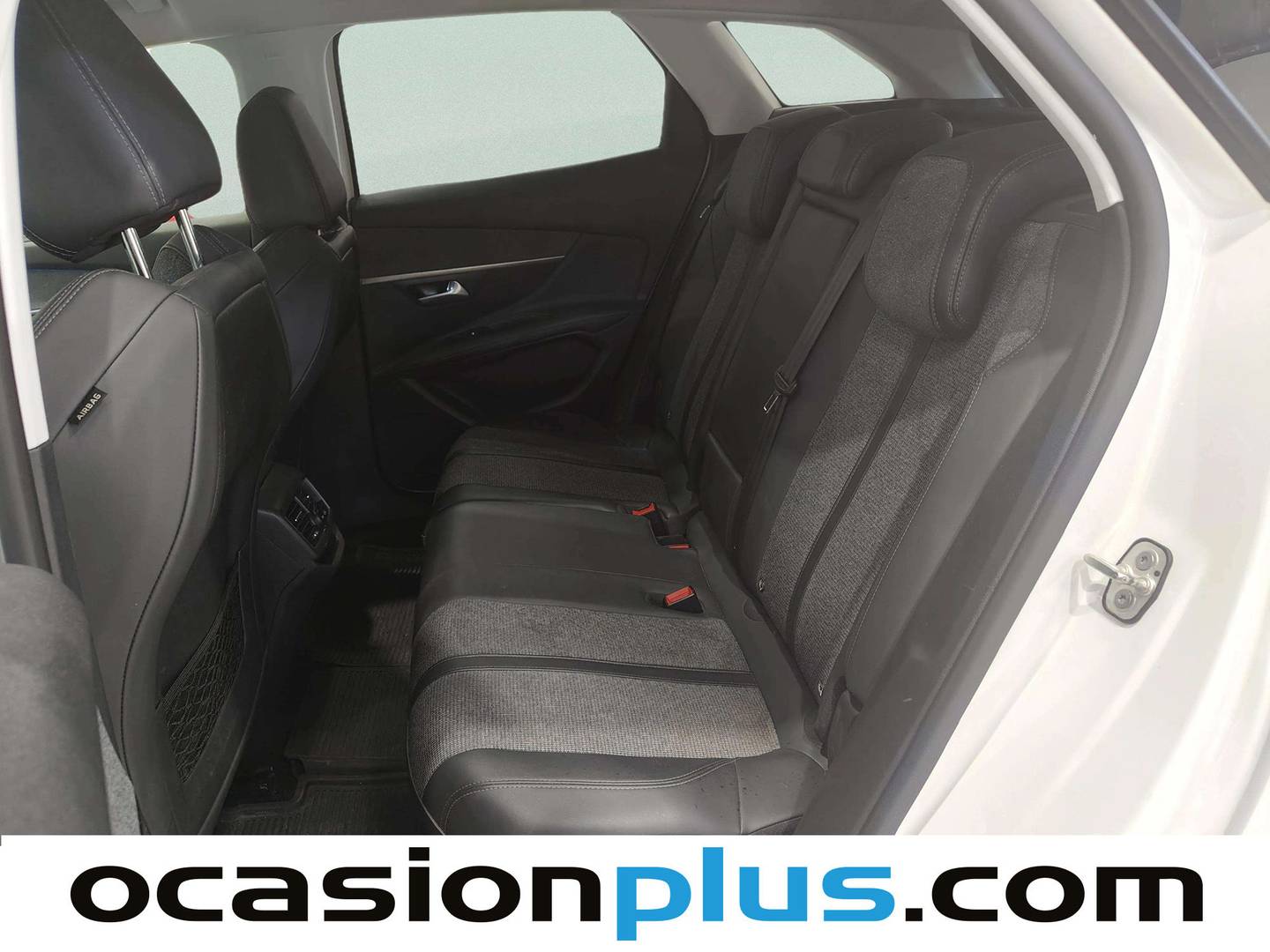 Foto asientos traseros Peugeot 3008 Peugeot 3008 PureTech 130 S&S Allure (130 CV)
