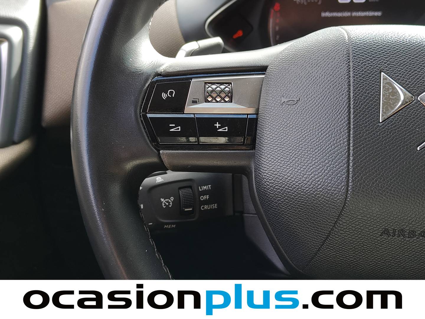 Foto DS DS 3 Crossback DS DS3 BlueHDi (131 CV) Auto SO CHIC