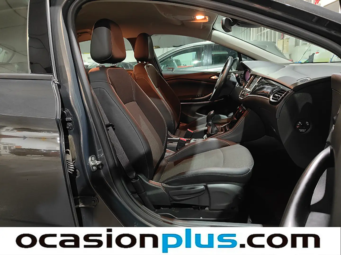 Foto Opel Astra Opel Astra 1.6 CDTi S&S Excellence (160 CV)