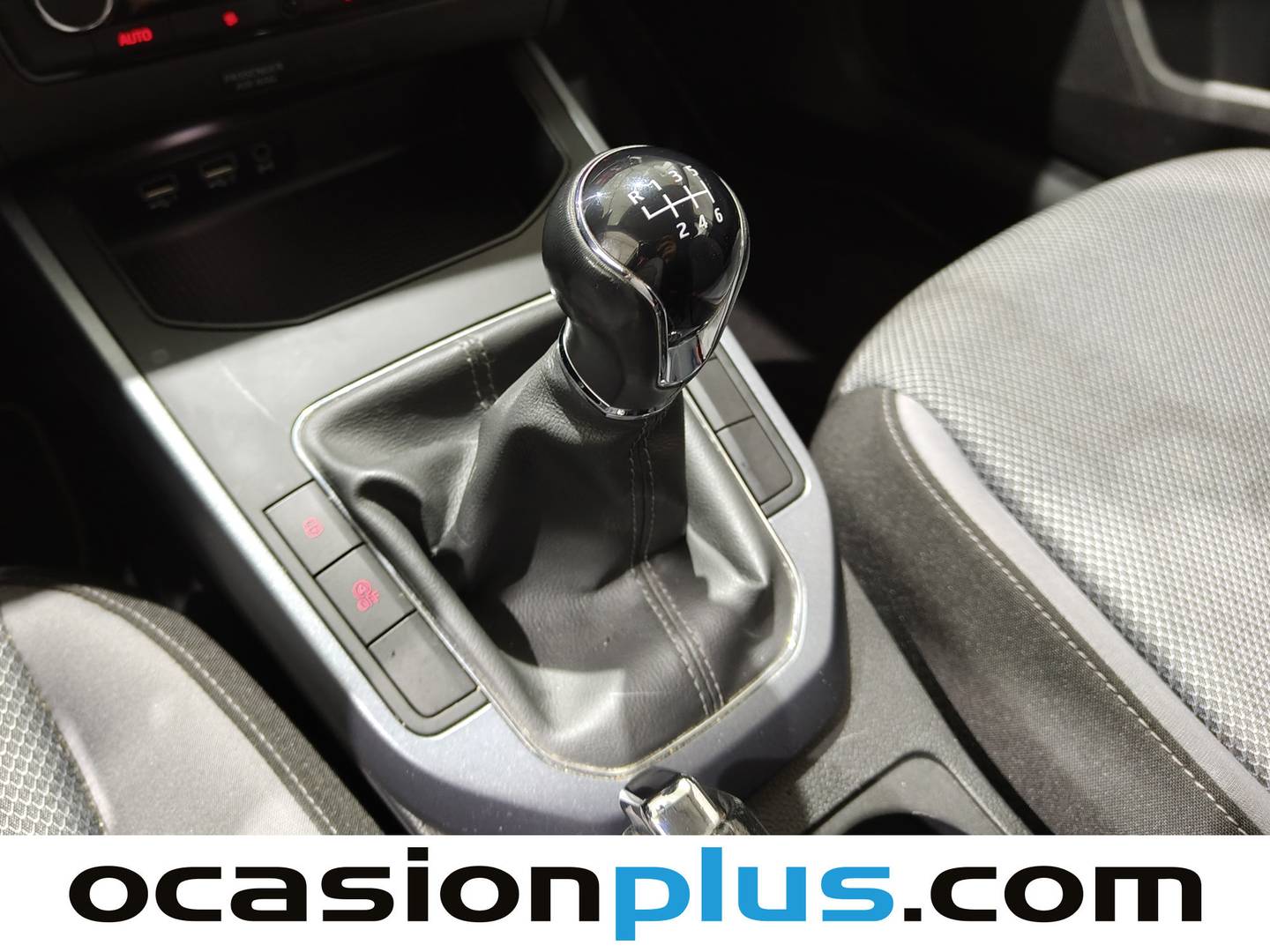 Foto Seat Arona SEAT Arona 1.6 TDI Ecomotive S&S Style 85 kW (115 CV)