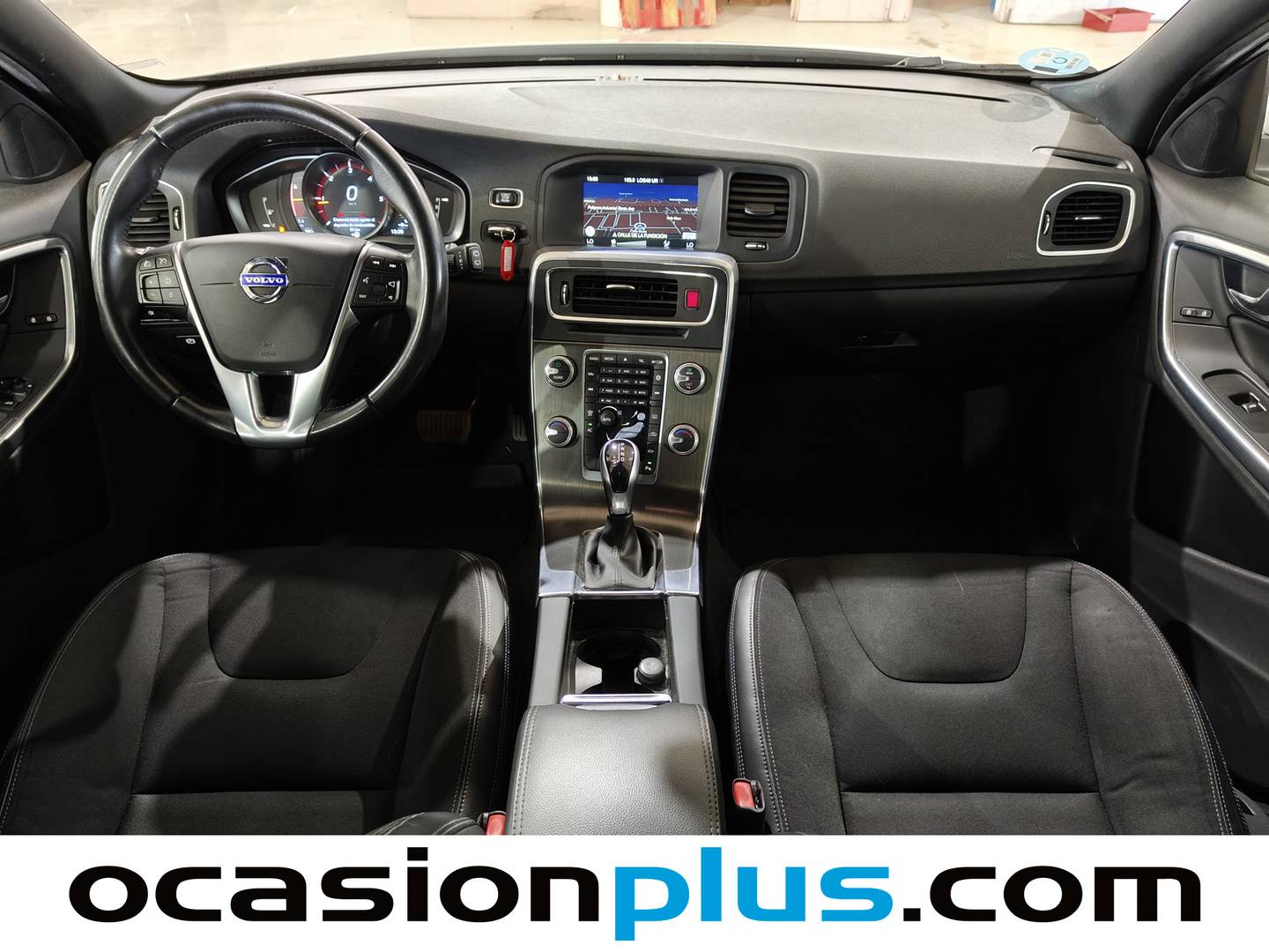 Foto Volvo V60 Volvo V60 D4 Momentum Auto (181 CV)