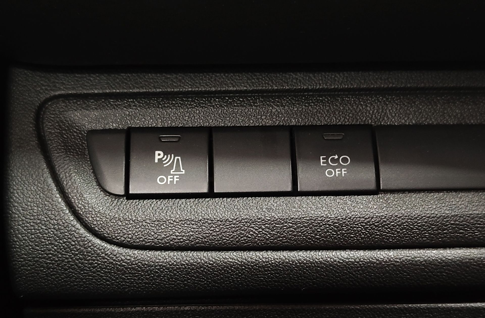 Peugeot 2008 PureTech 130 Allure - foto 13