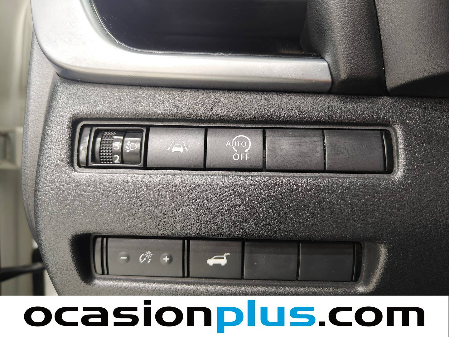 Accesorios del Nissan QASHQAI Nissan Qashqai DIG-T 140 mHEV N-Connecta 4x2 (140 CV)