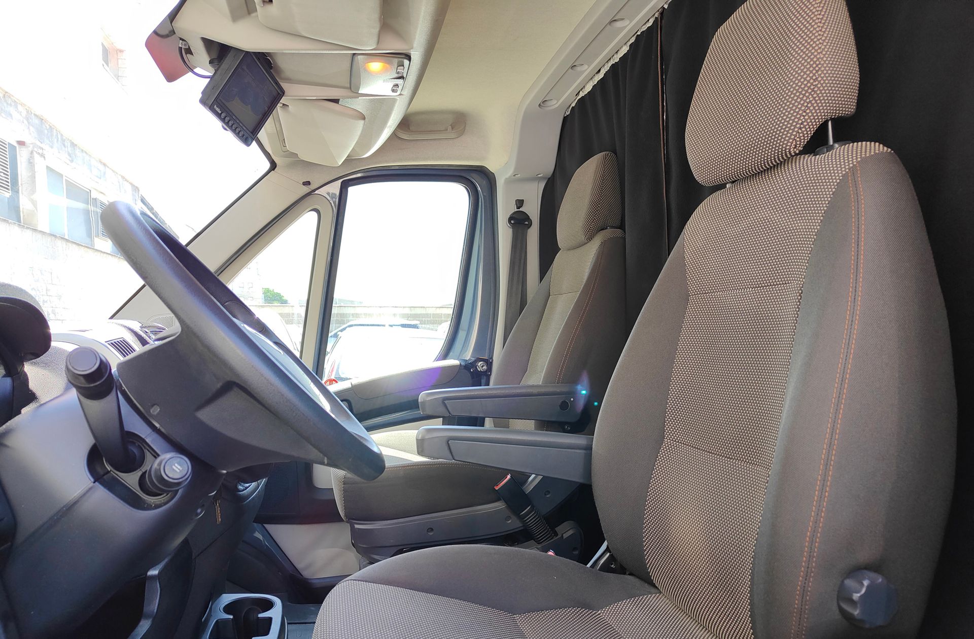 Fiat Ducato Furgon 2.0 MultiJet 33 Medio TA Camperizada 4 plazas - foto 36