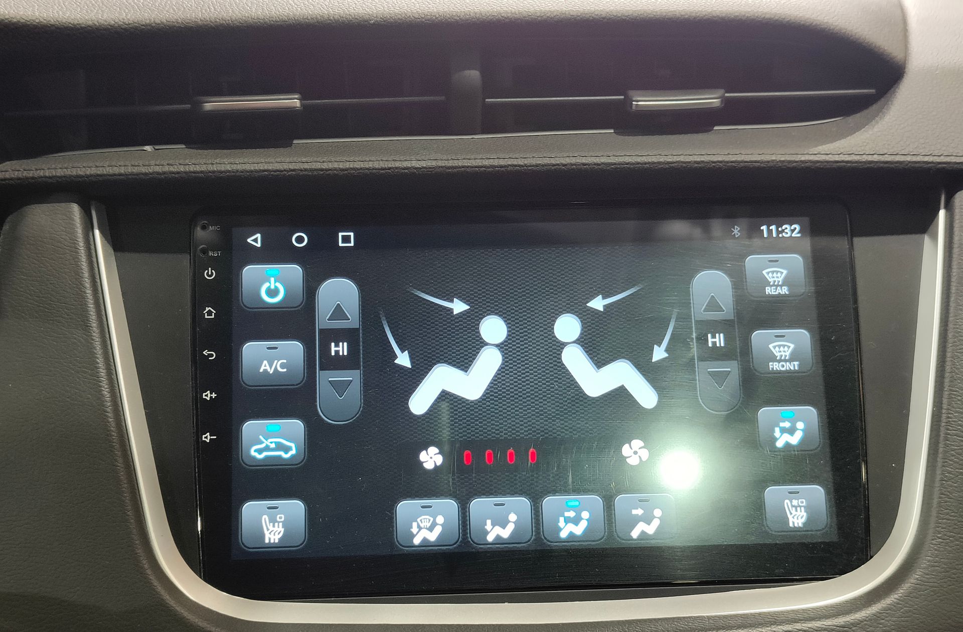 SWM G01 1.5T Luxury - foto 32