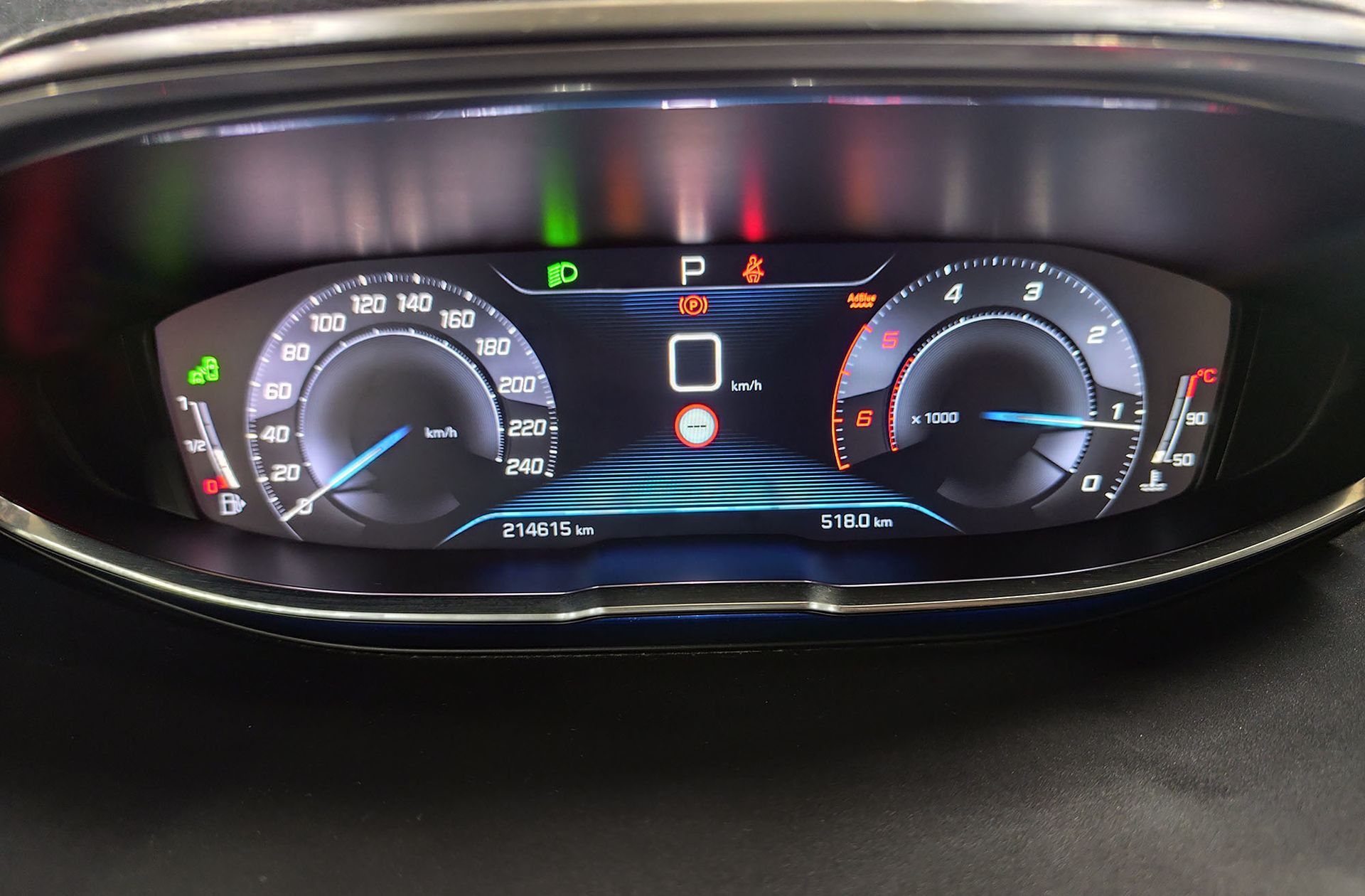 Peugeot 5008 BlueHDi 180 GT-Line EAT8 7 plazas - foto 29