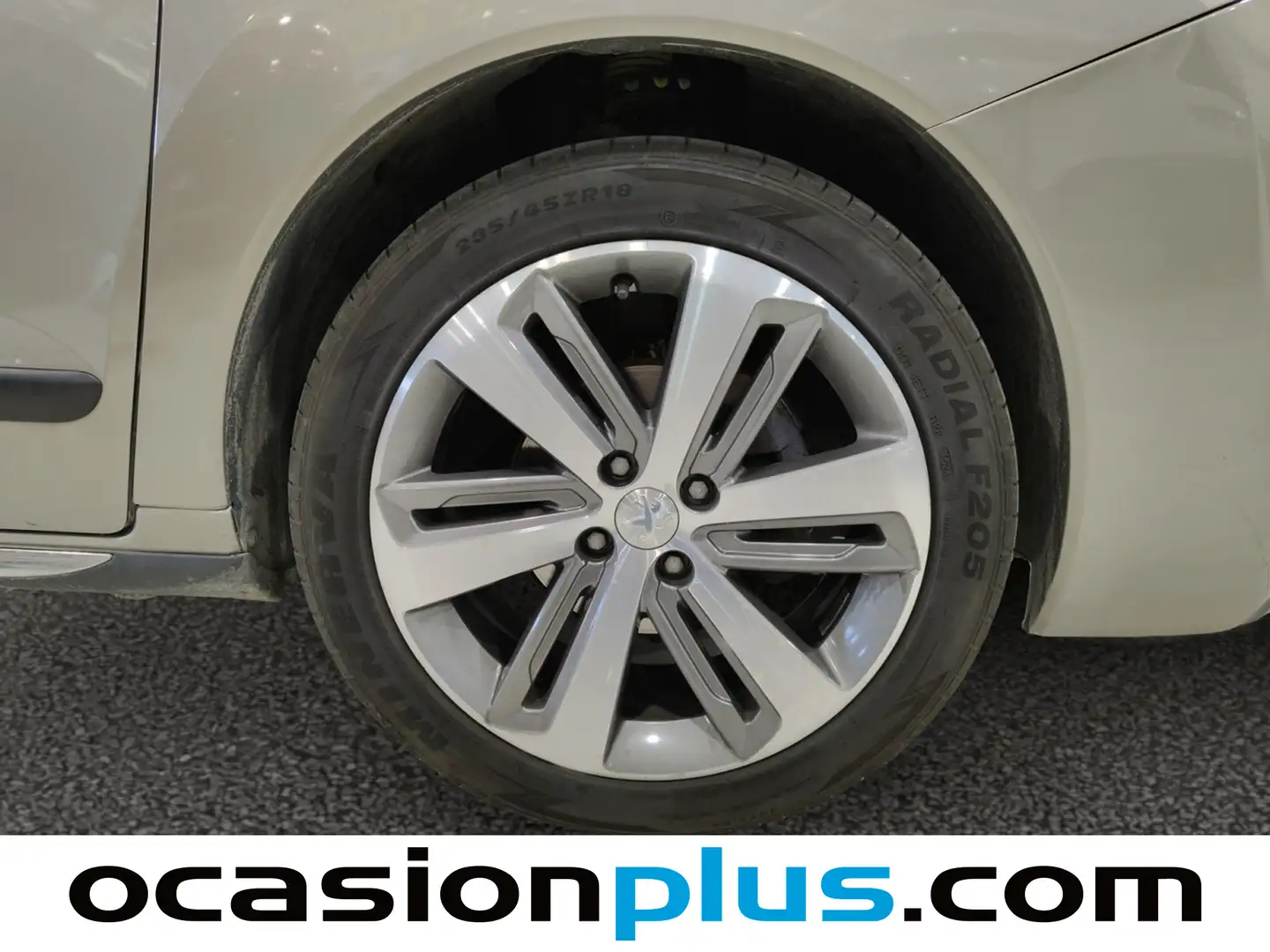 Foto Peugeot 3008 Peugeot 3008 1.6 BlueHDi FAP Allure (120 CV)